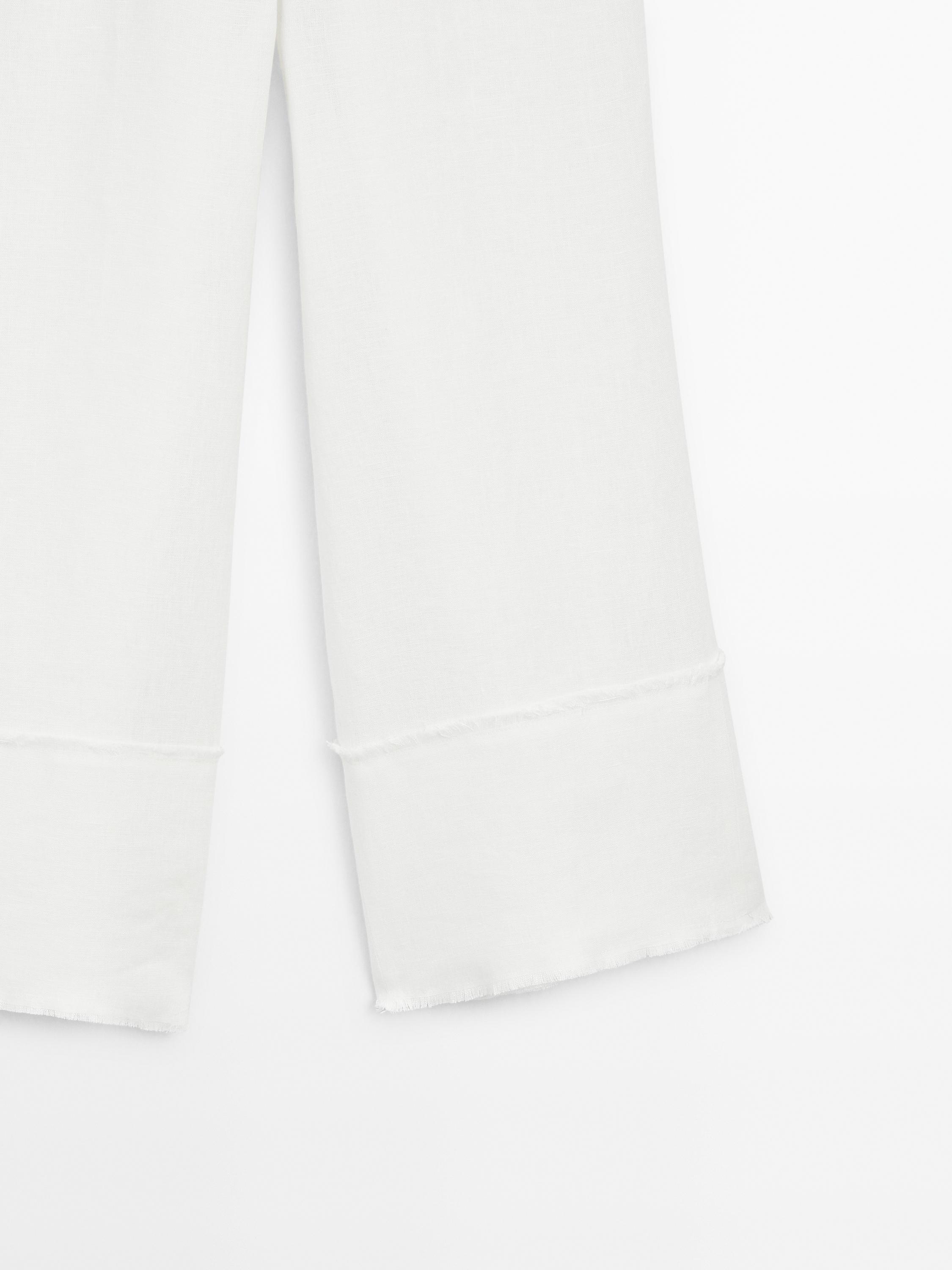 Wide leg trousers with flared detail
