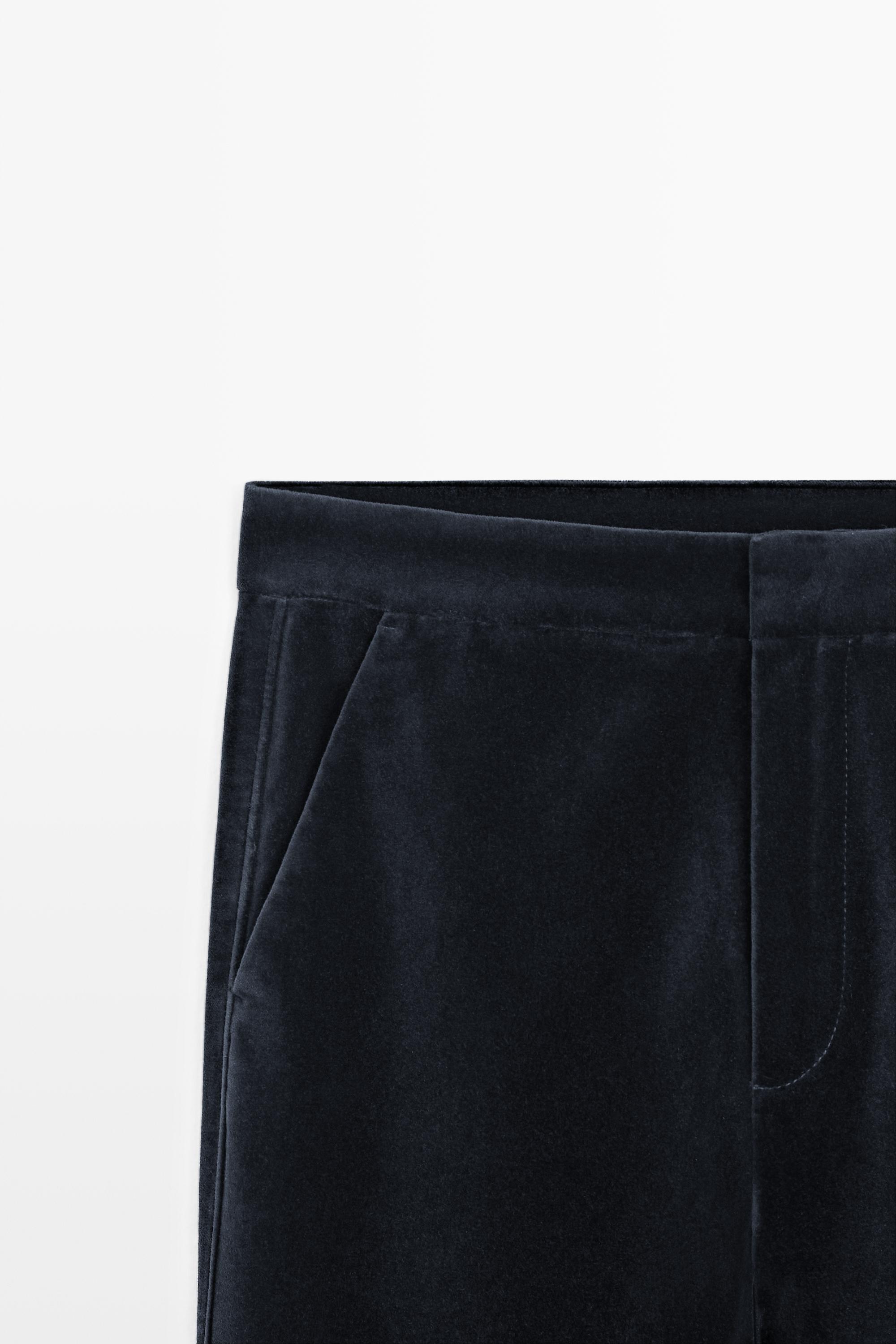 Pantalón skinny flare fit de terciopelo