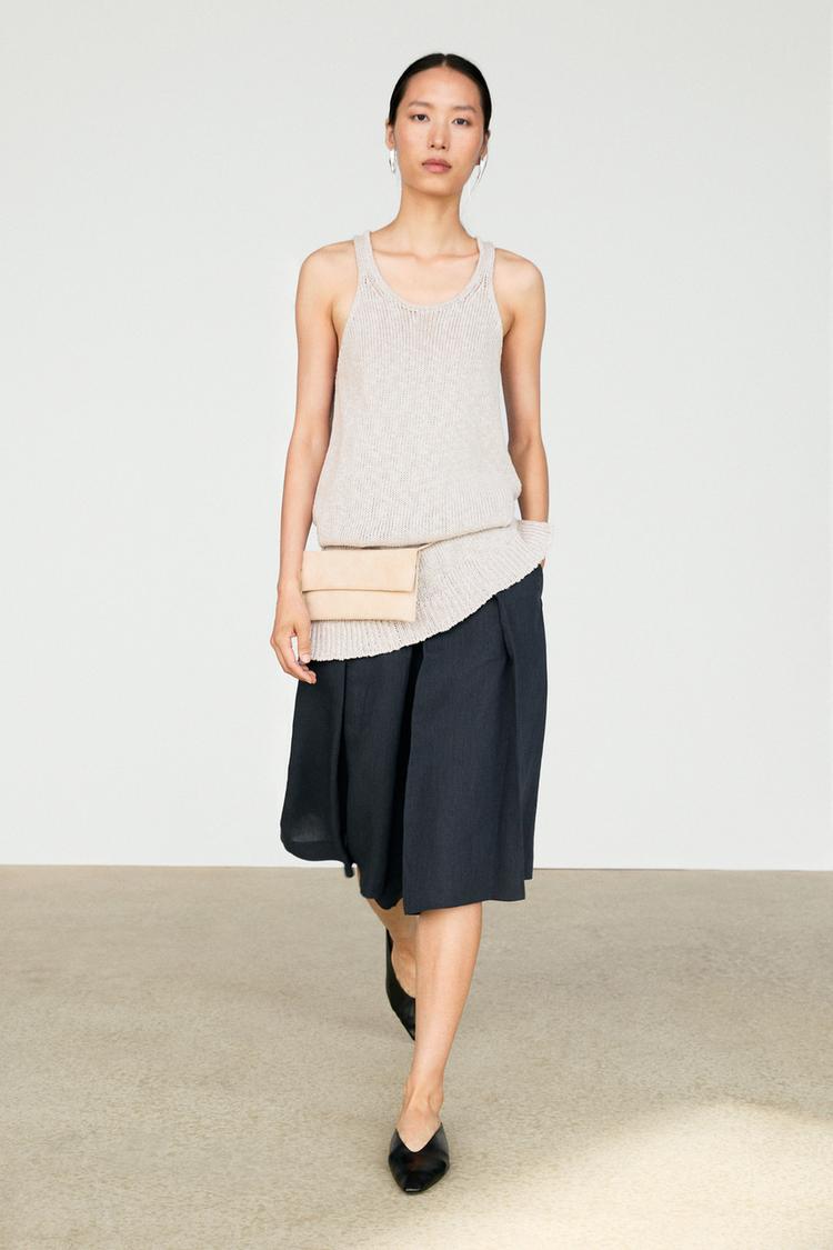 Linen blend Bermuda shorts with pleats — BLUE