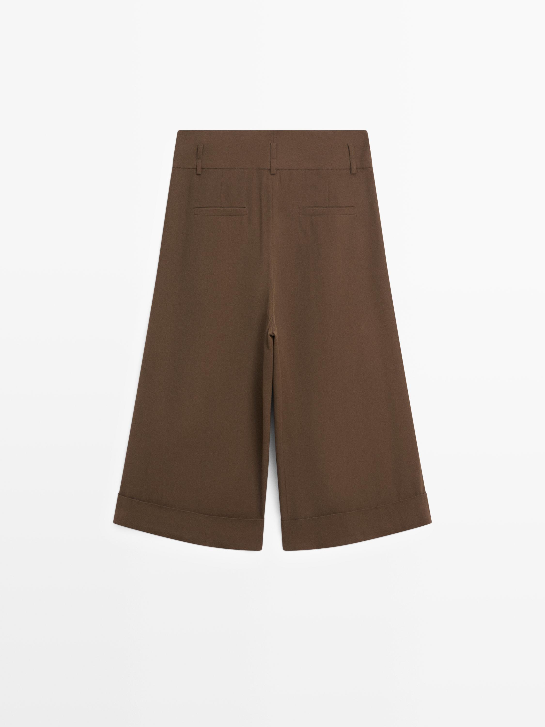 Long Bermuda shorts with turn-up hems — GREEN