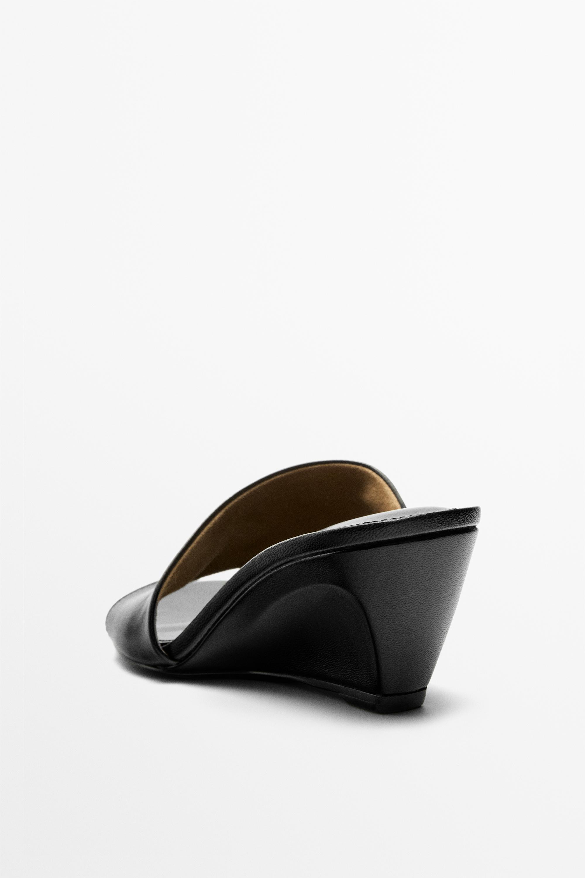 Soft leather wedge heel sandals — BLACK