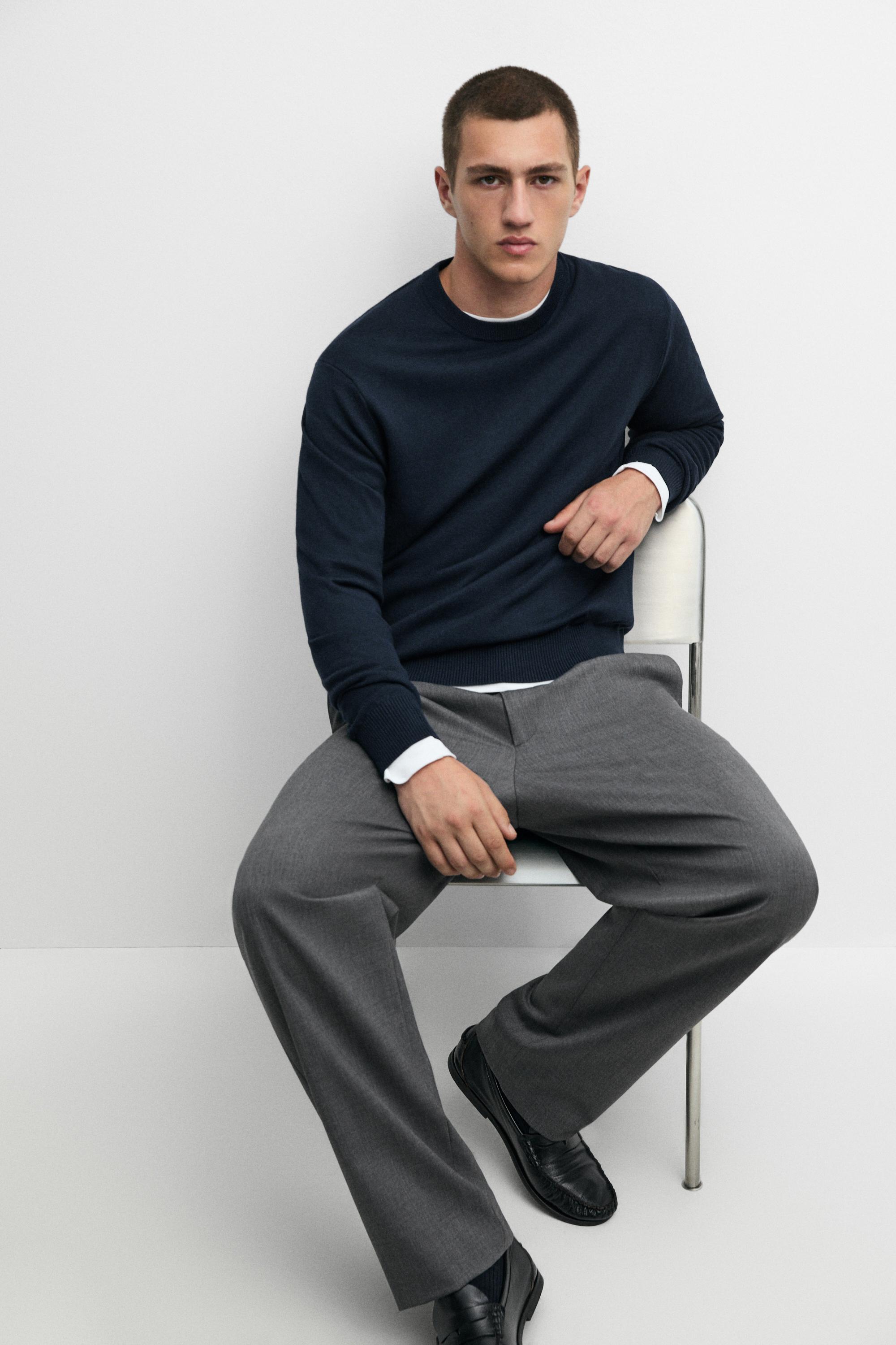 Cotton blend knit sweater — Dark blue