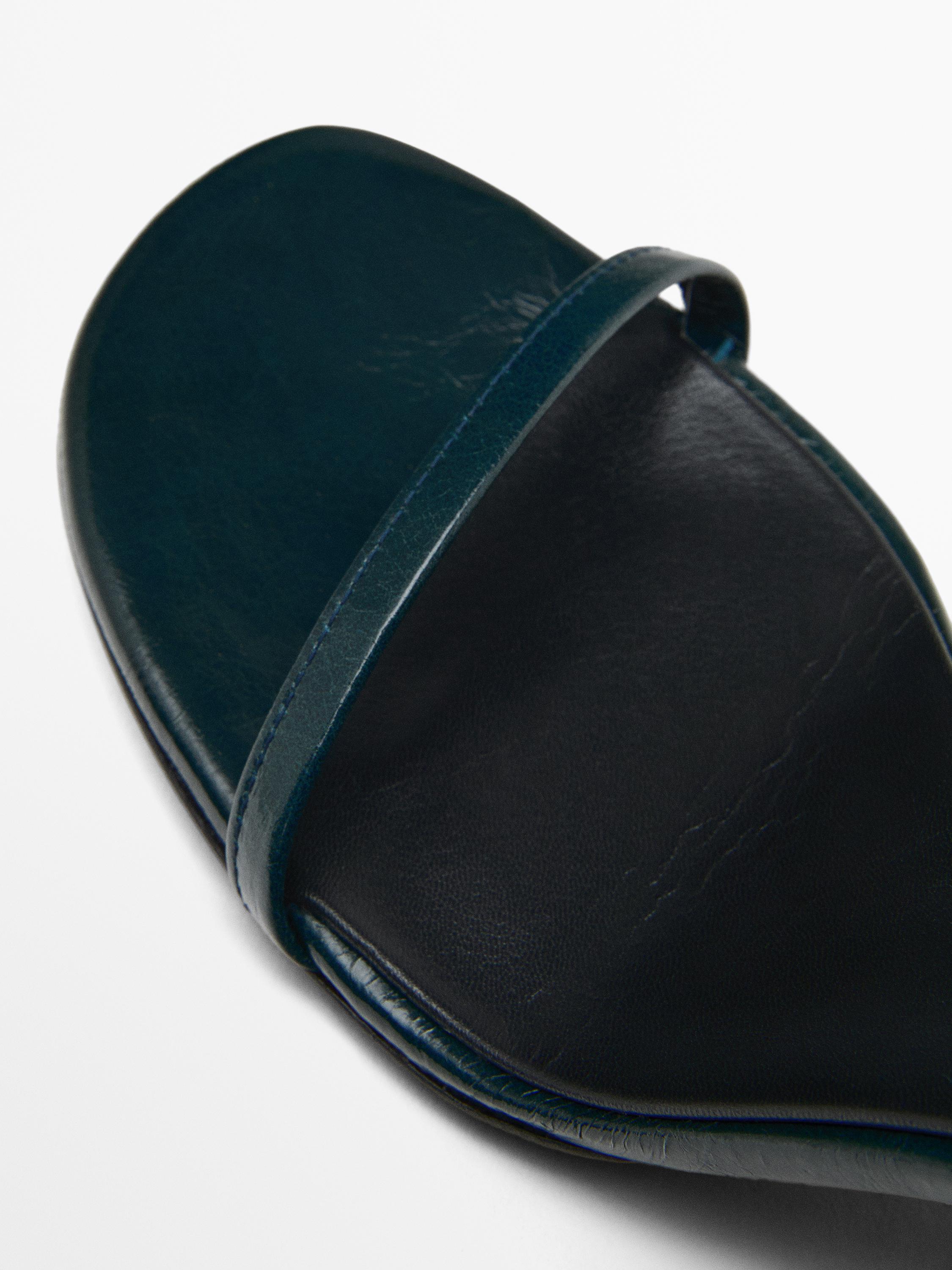 Absatzsandalen mit Riemchen – STUDIO