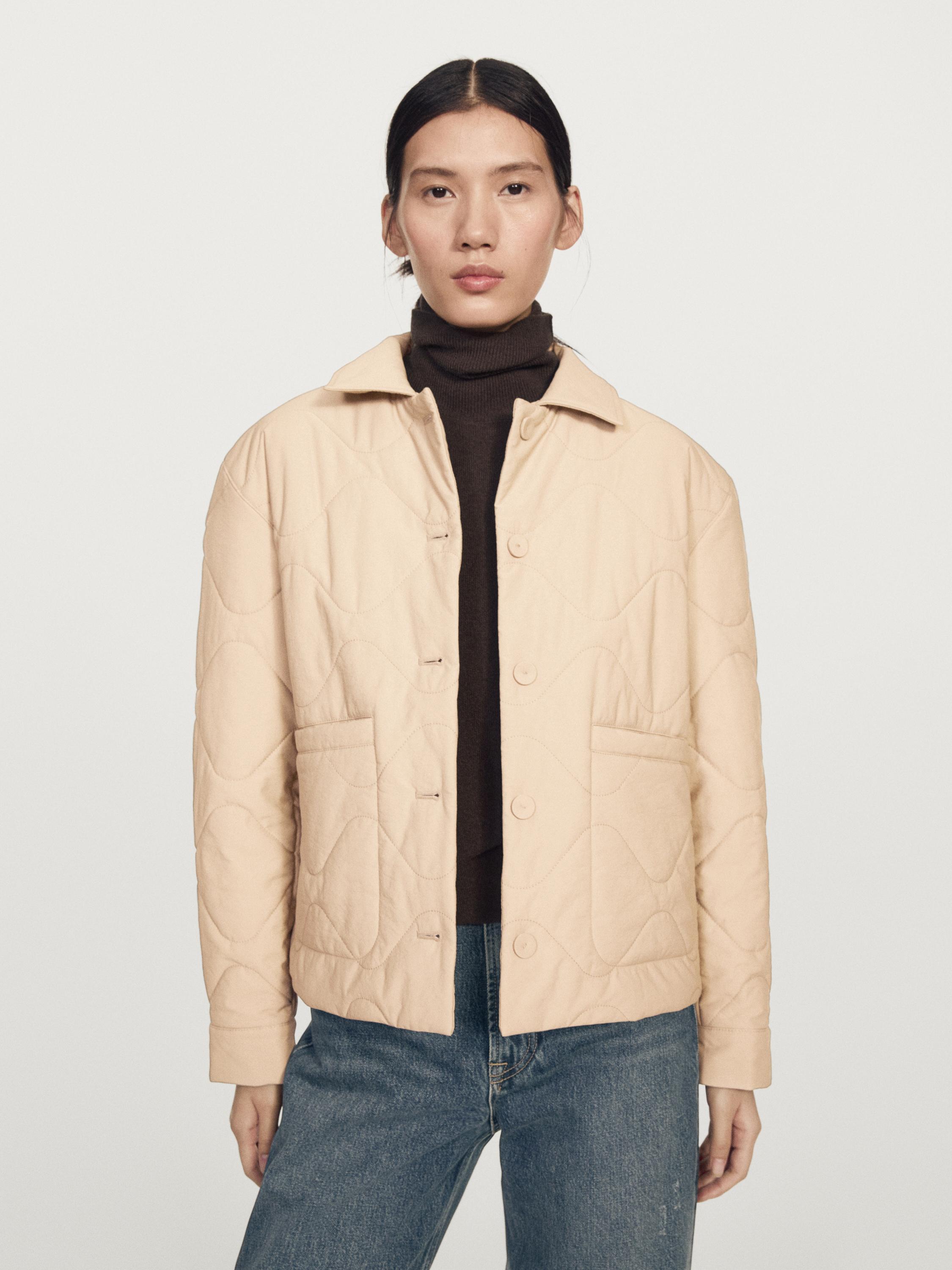 Chaqueta detalle costuras