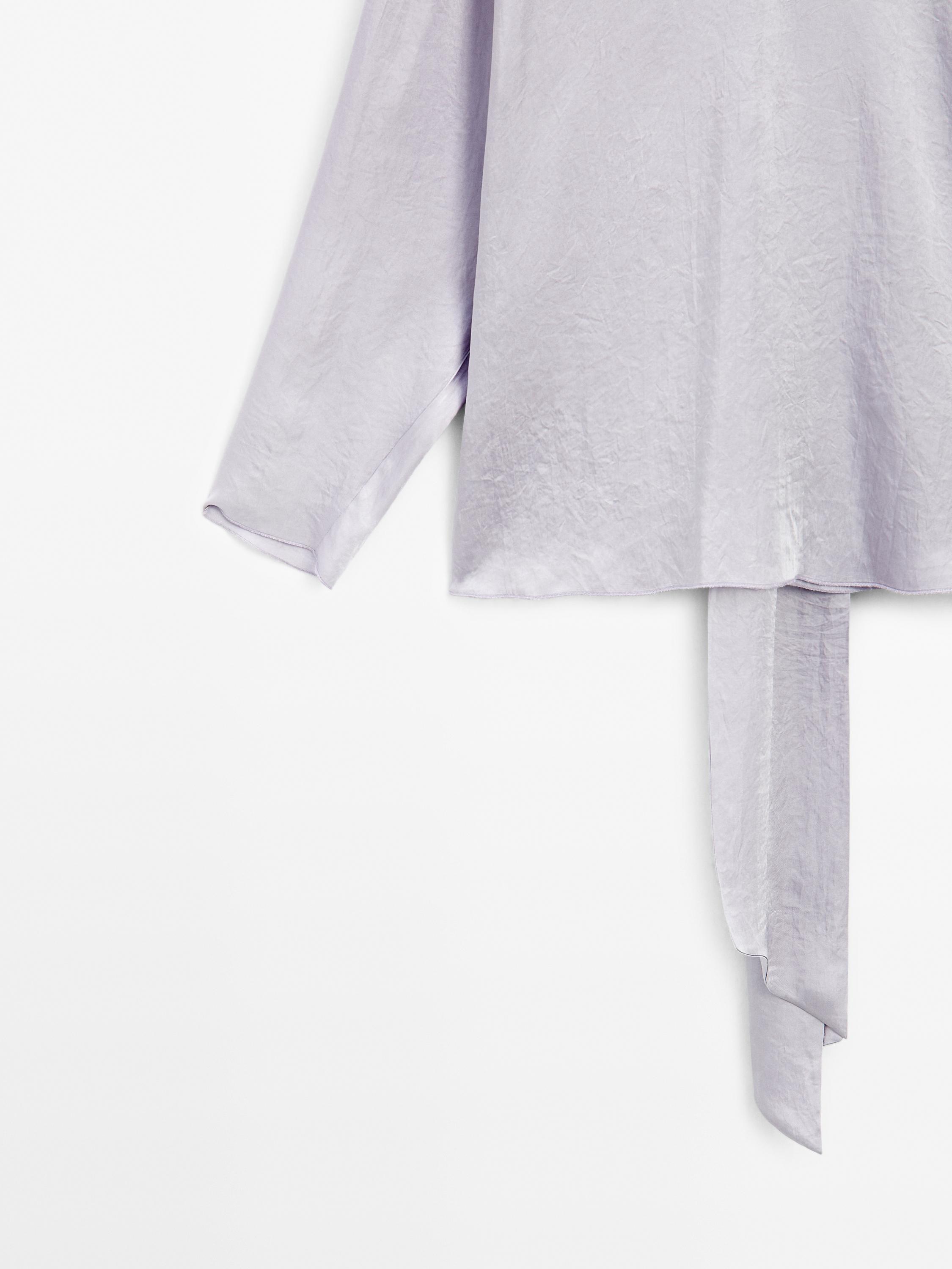 Flowing blouse with low-cut back - Studio
