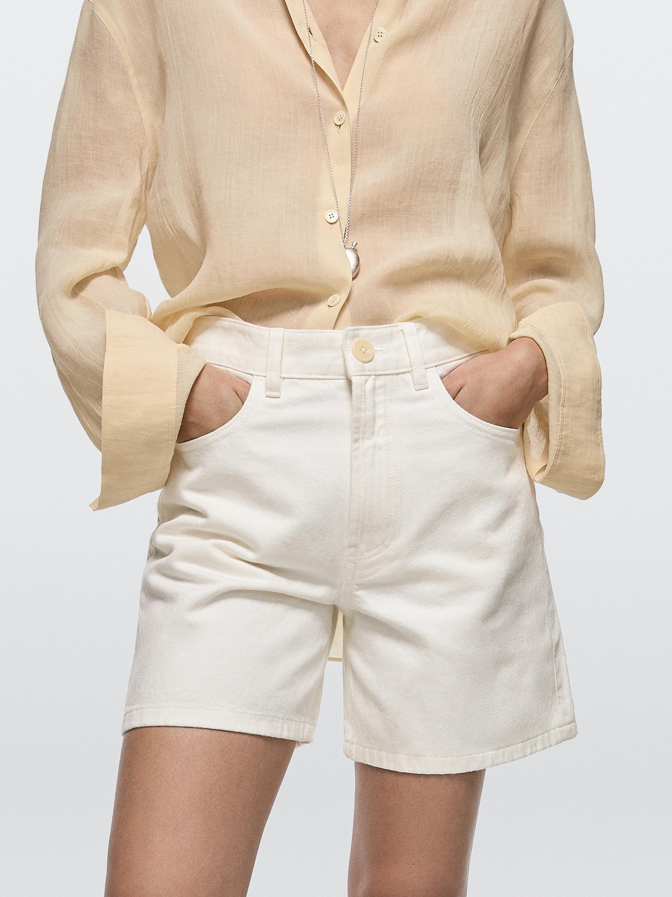 Mid-rise denim shorts