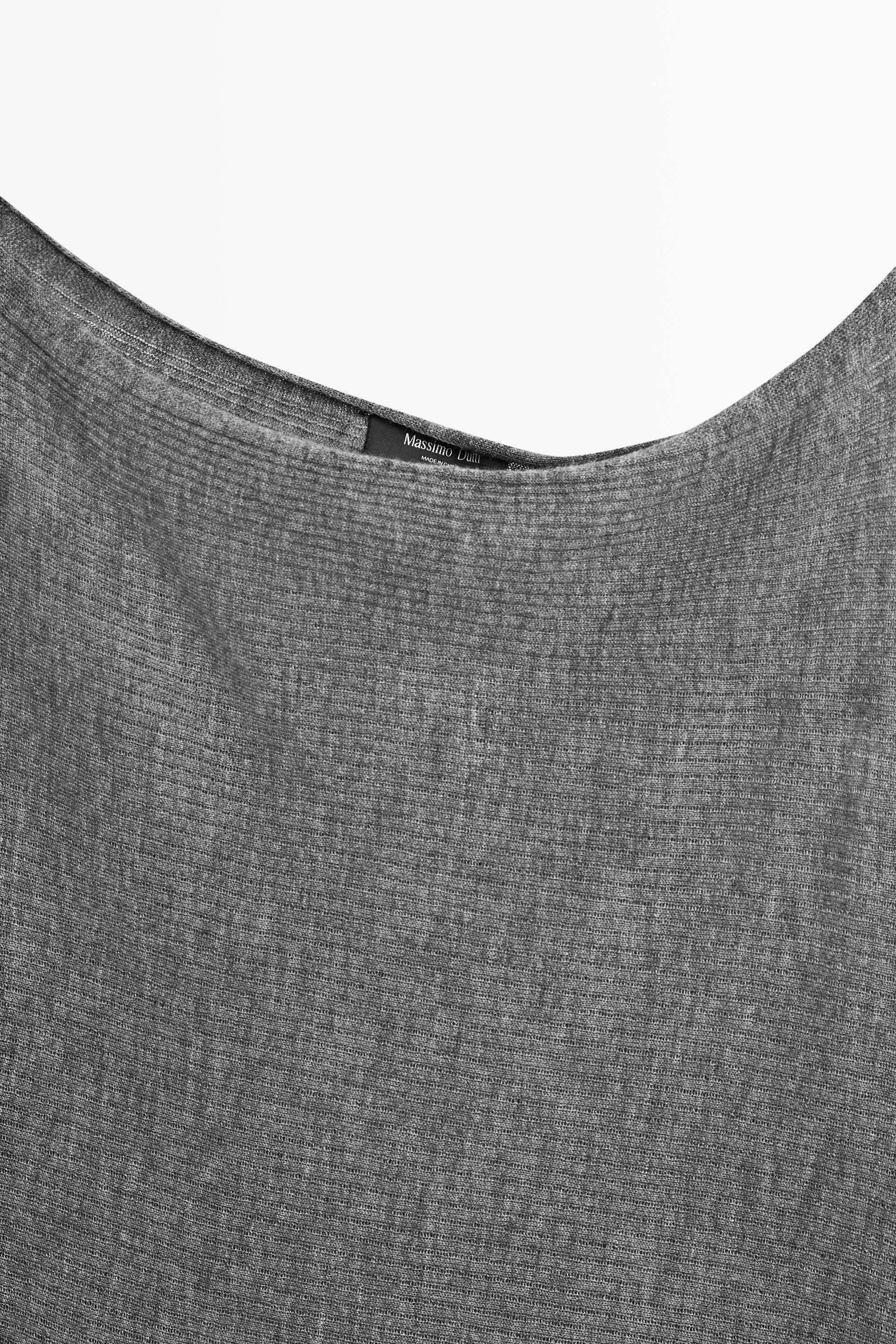 Fine knit cape — GREY