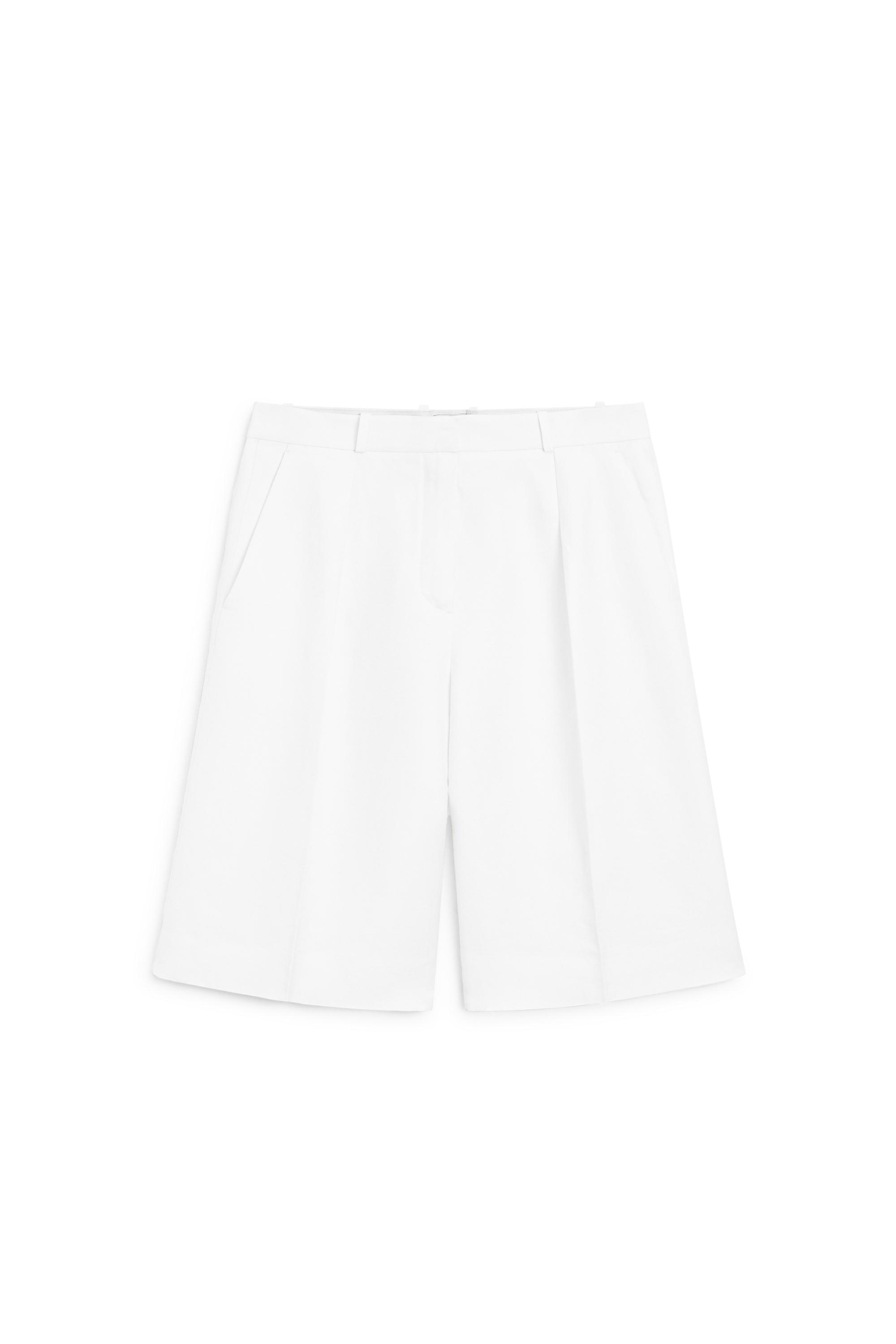 Long flowing Bermuda shorts - STUDIO — WHITE