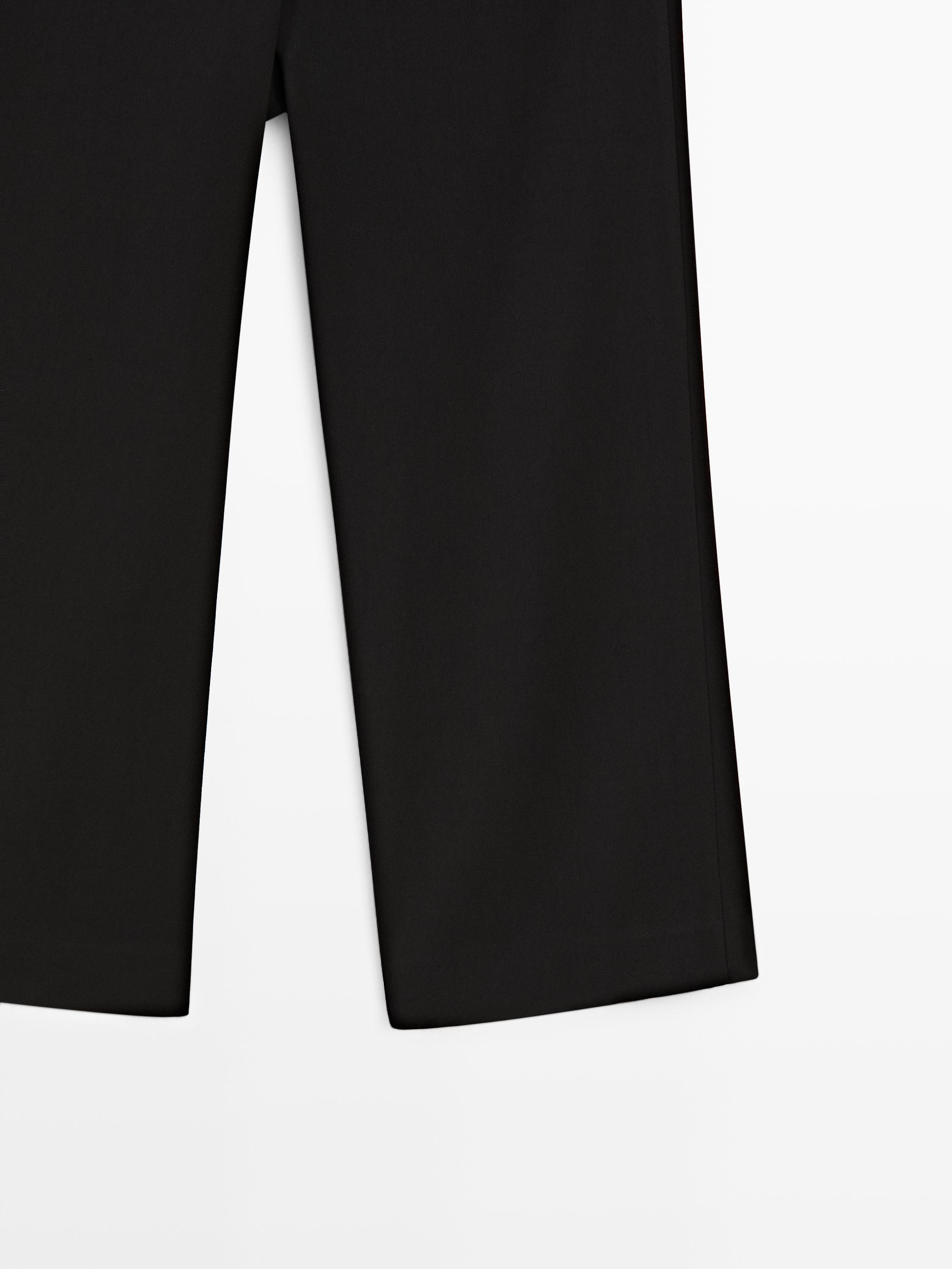 Capris with button details — BLACK