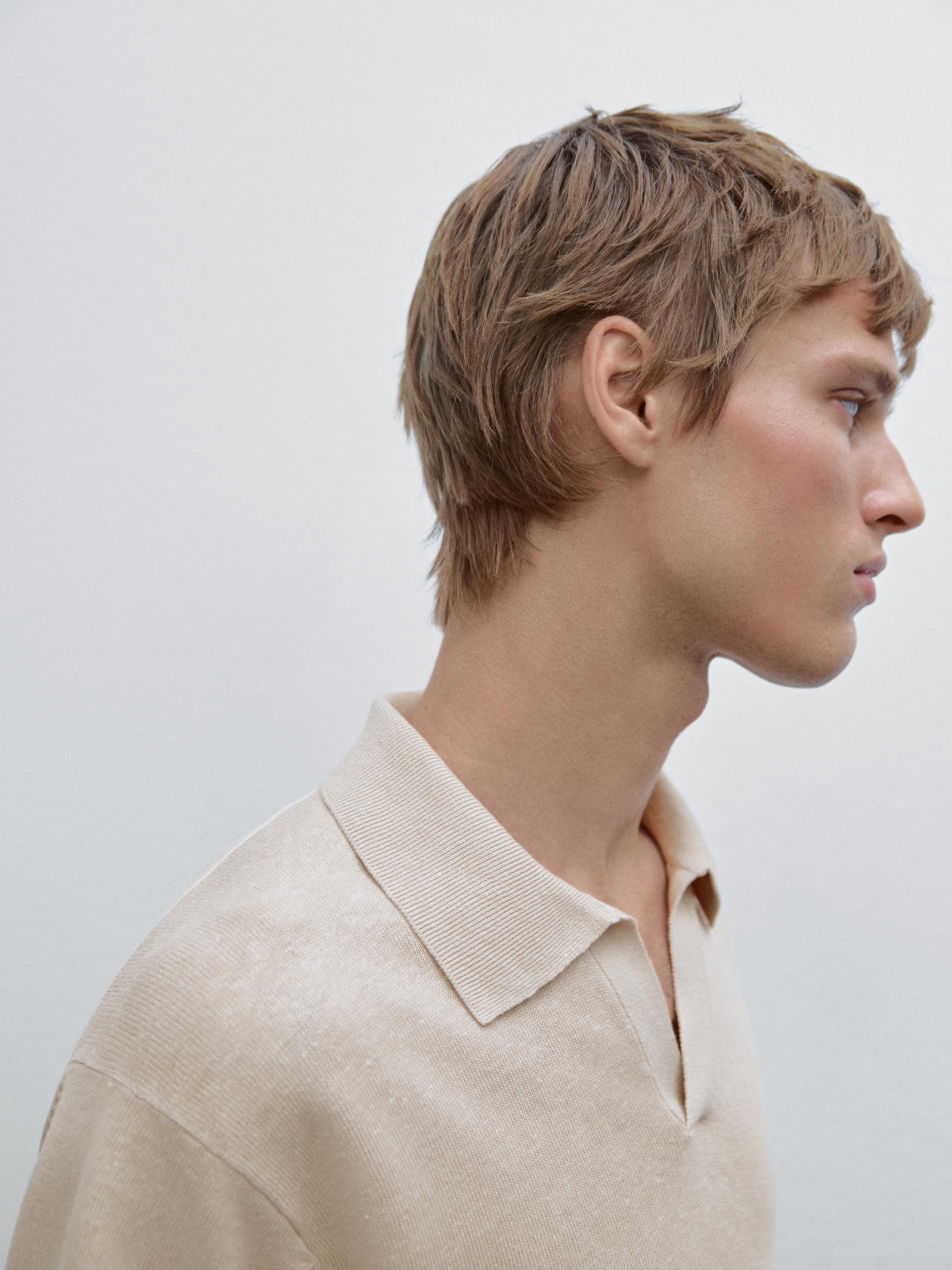 Polo col V en maille de coton et lin mélangés