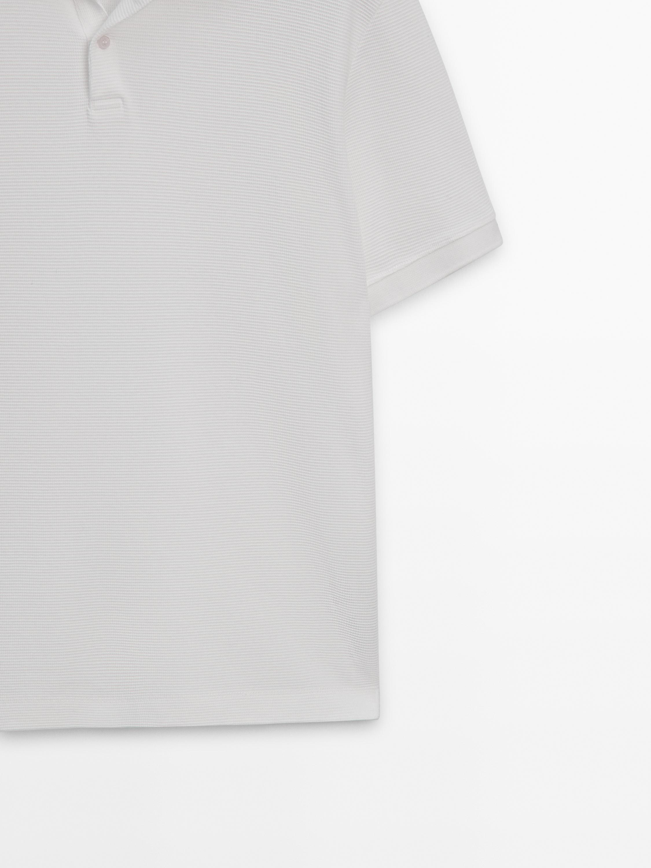 Short sleeve textured cotton polo shirt