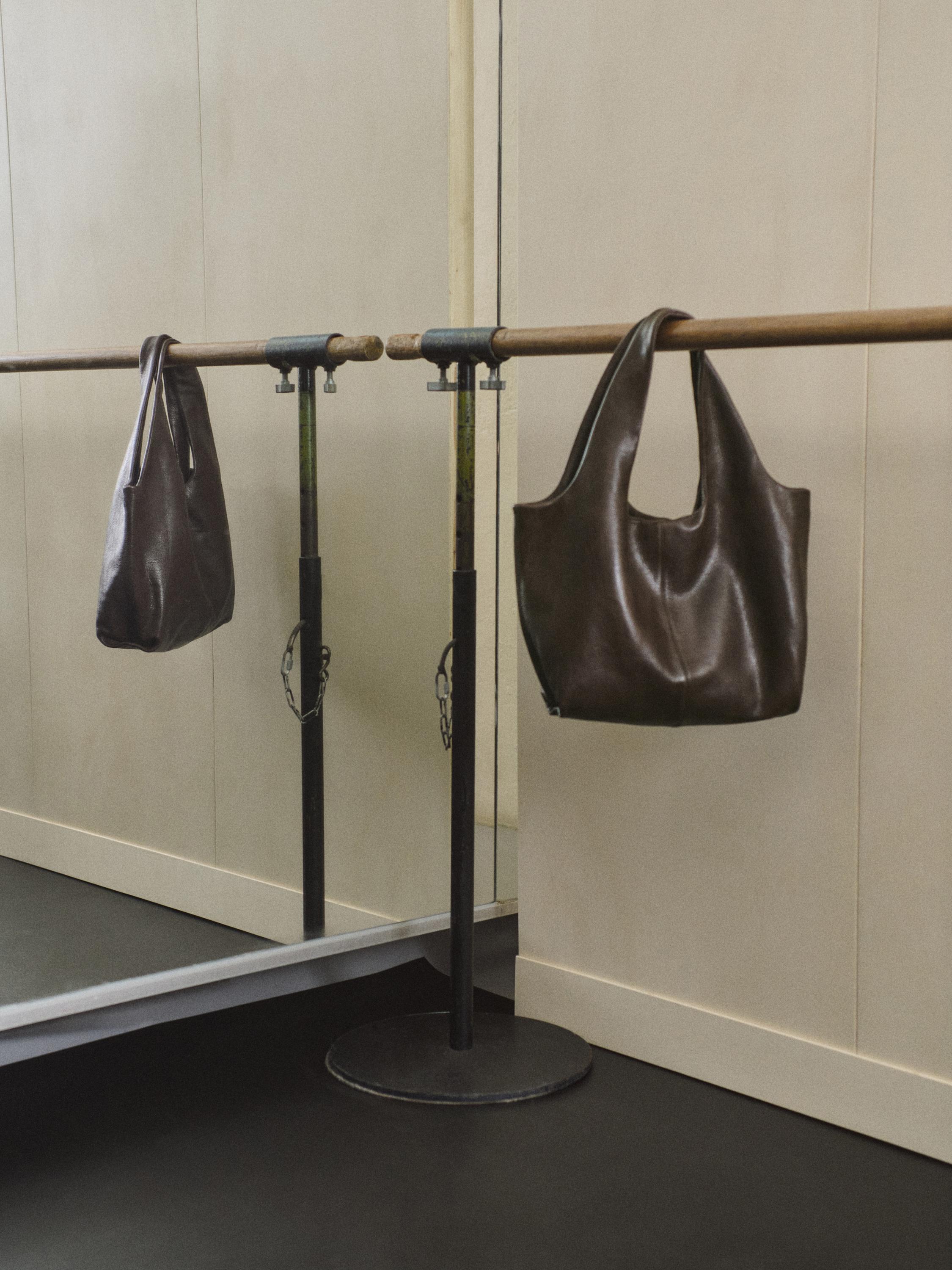 Medium nappa leather bag — BROWN