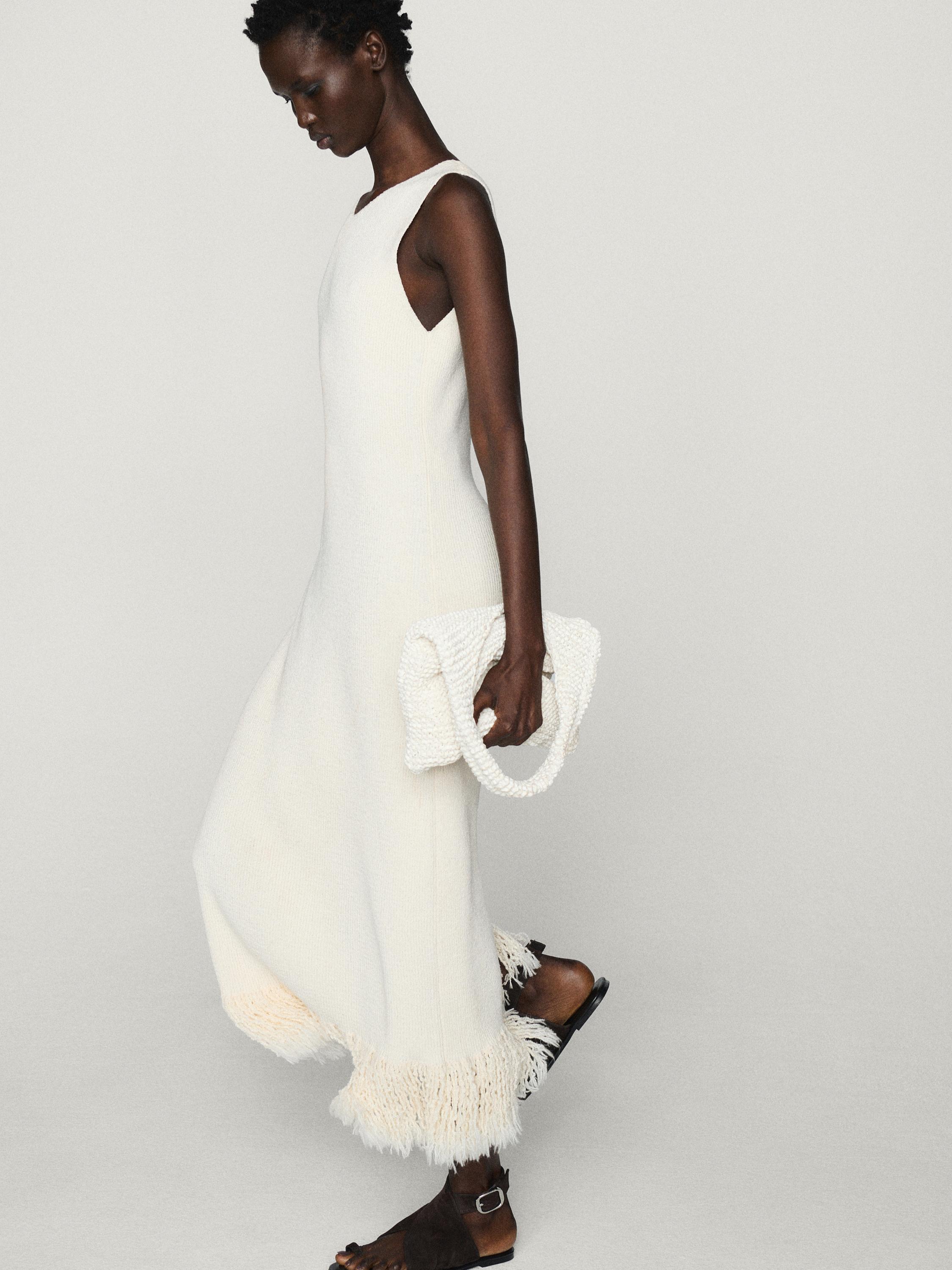 【Massimo Dutti】Textured knit dress with fringed hem 0662111980003-o15.jpg?ts=