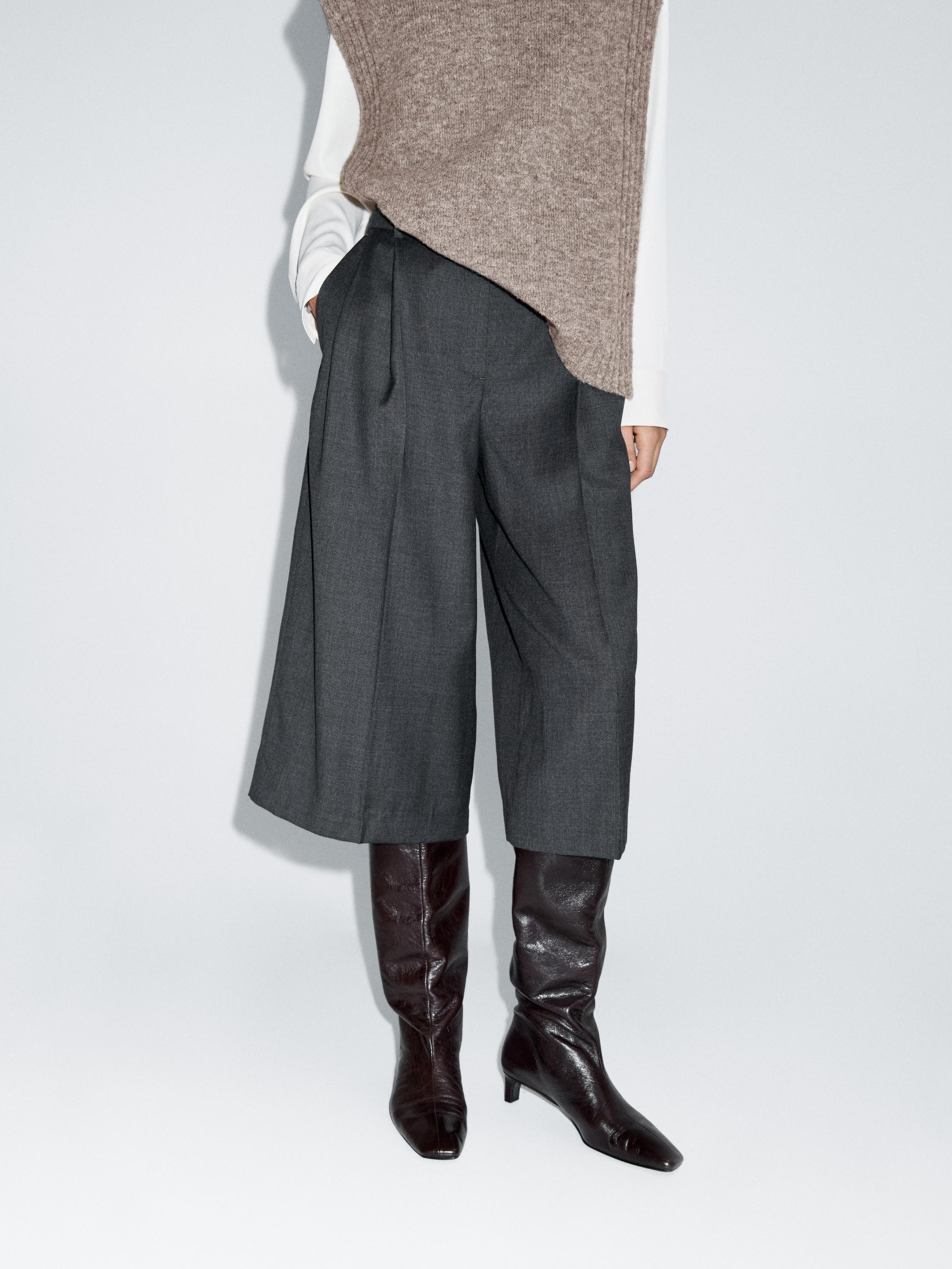 Long wool Bermuda shorts with darts — GREY