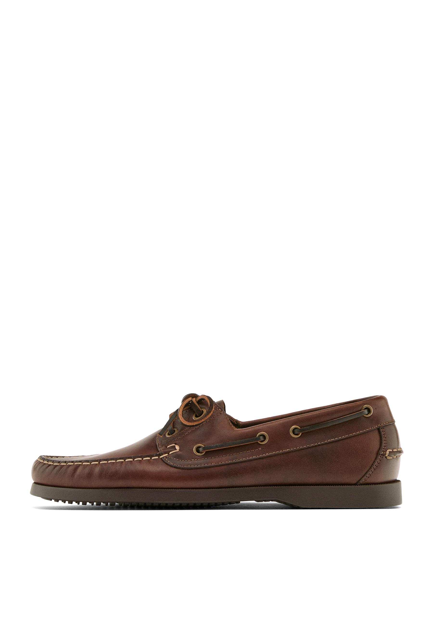 Leather deck shoes — TAN