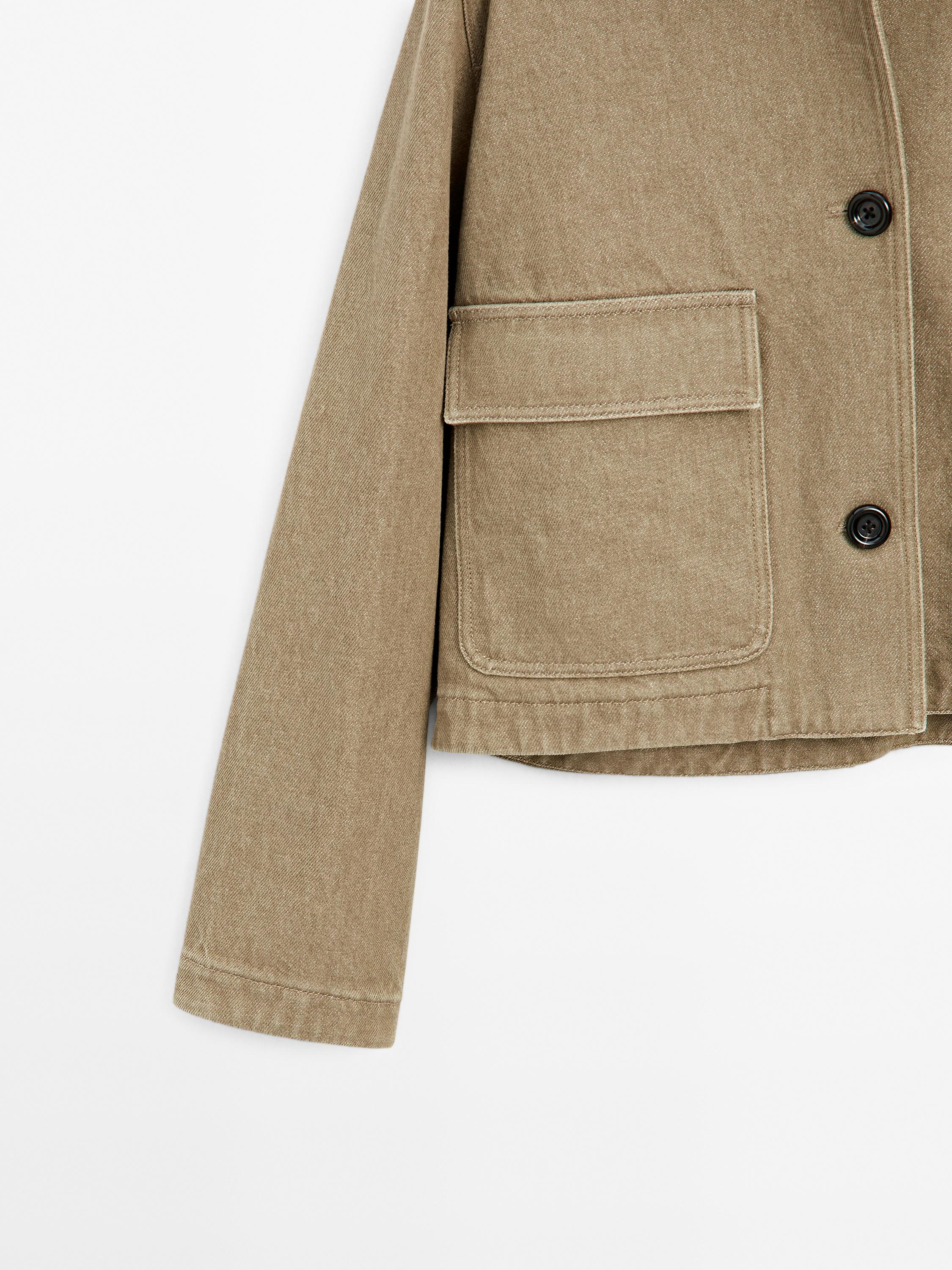 Giacca con colletto in pelle rimovibile