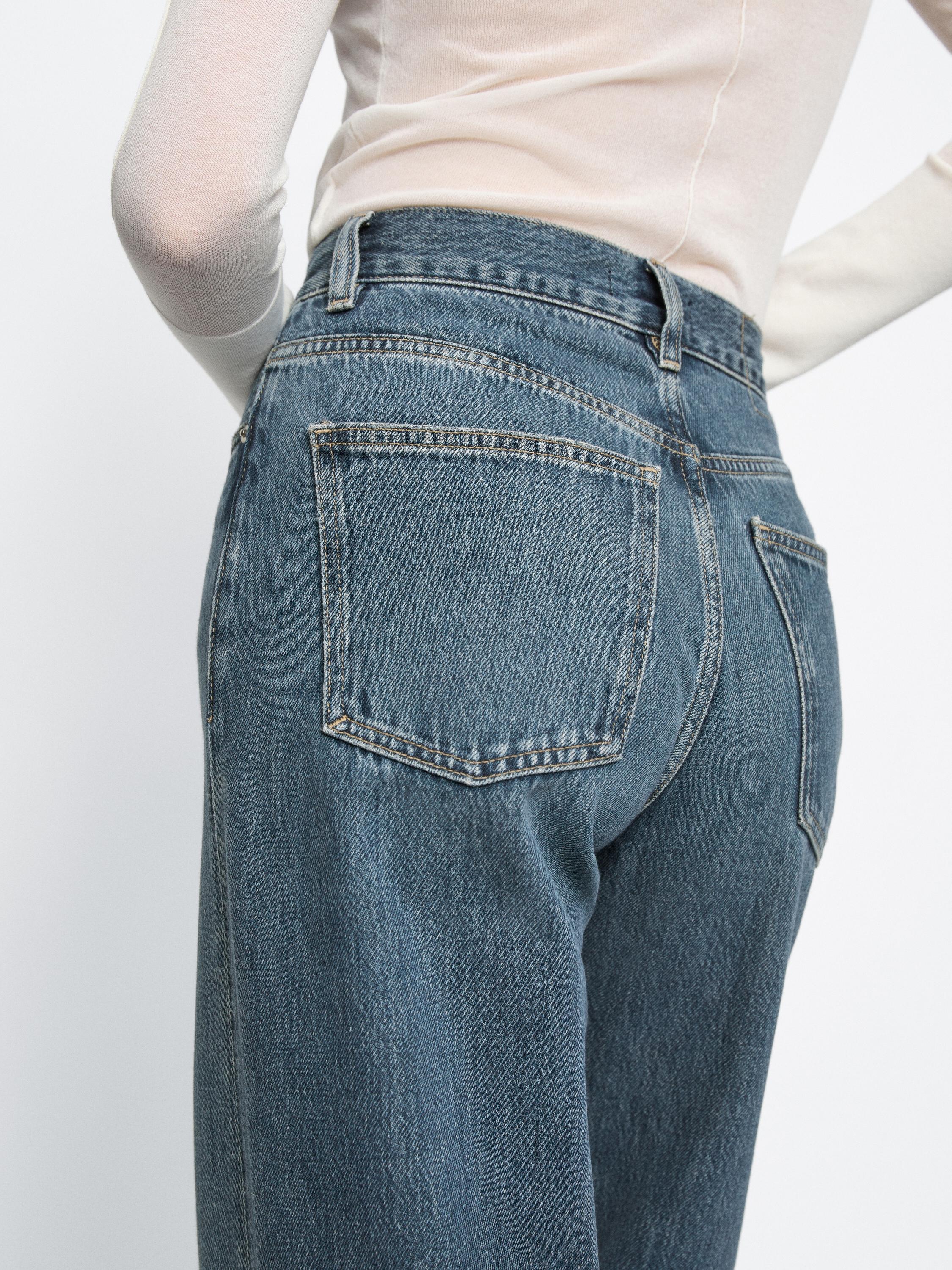 High-waist wide-leg jeans