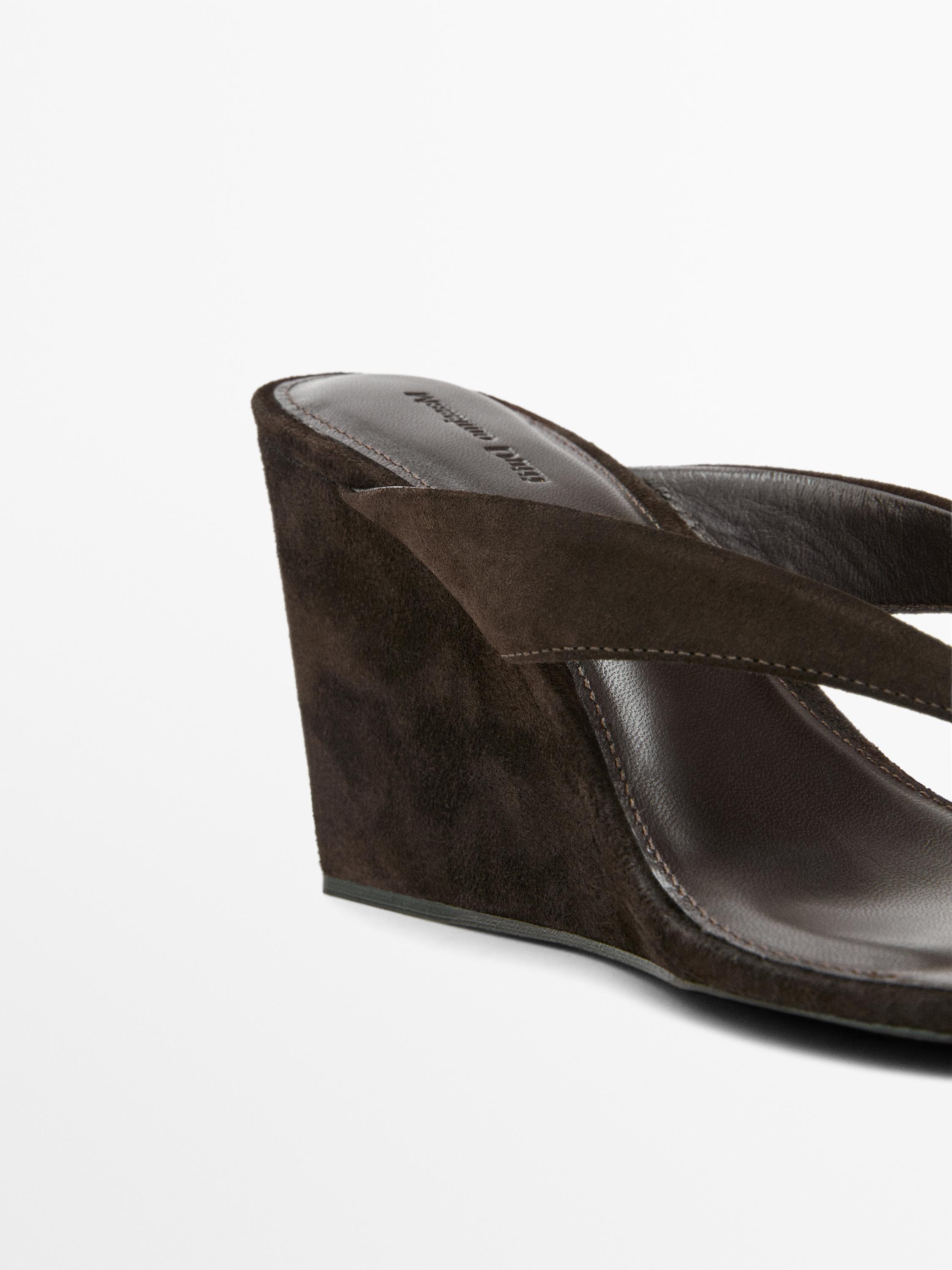 Split leather high-heel wedge sandals — BROWN