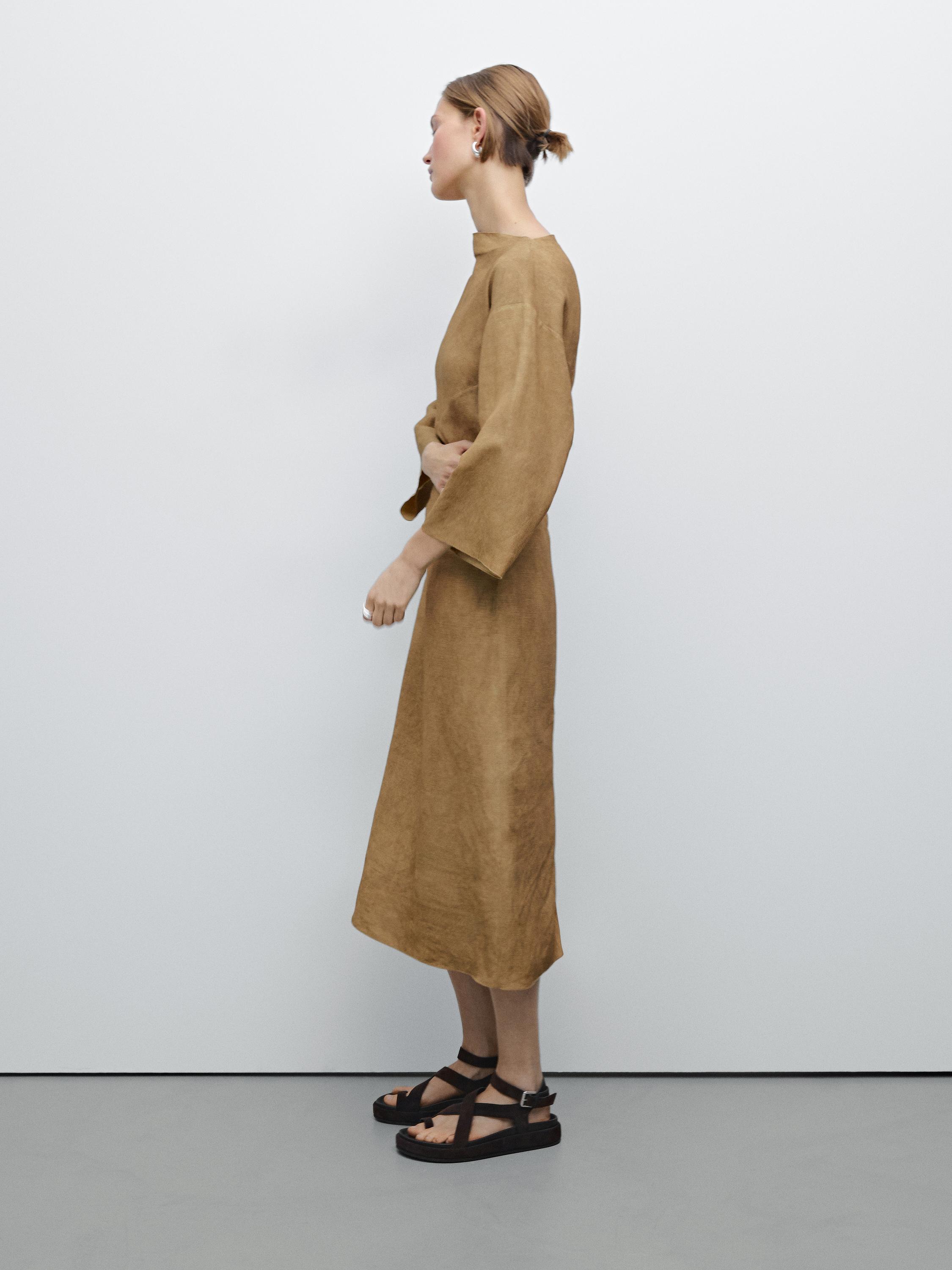 Midi dress with seam details