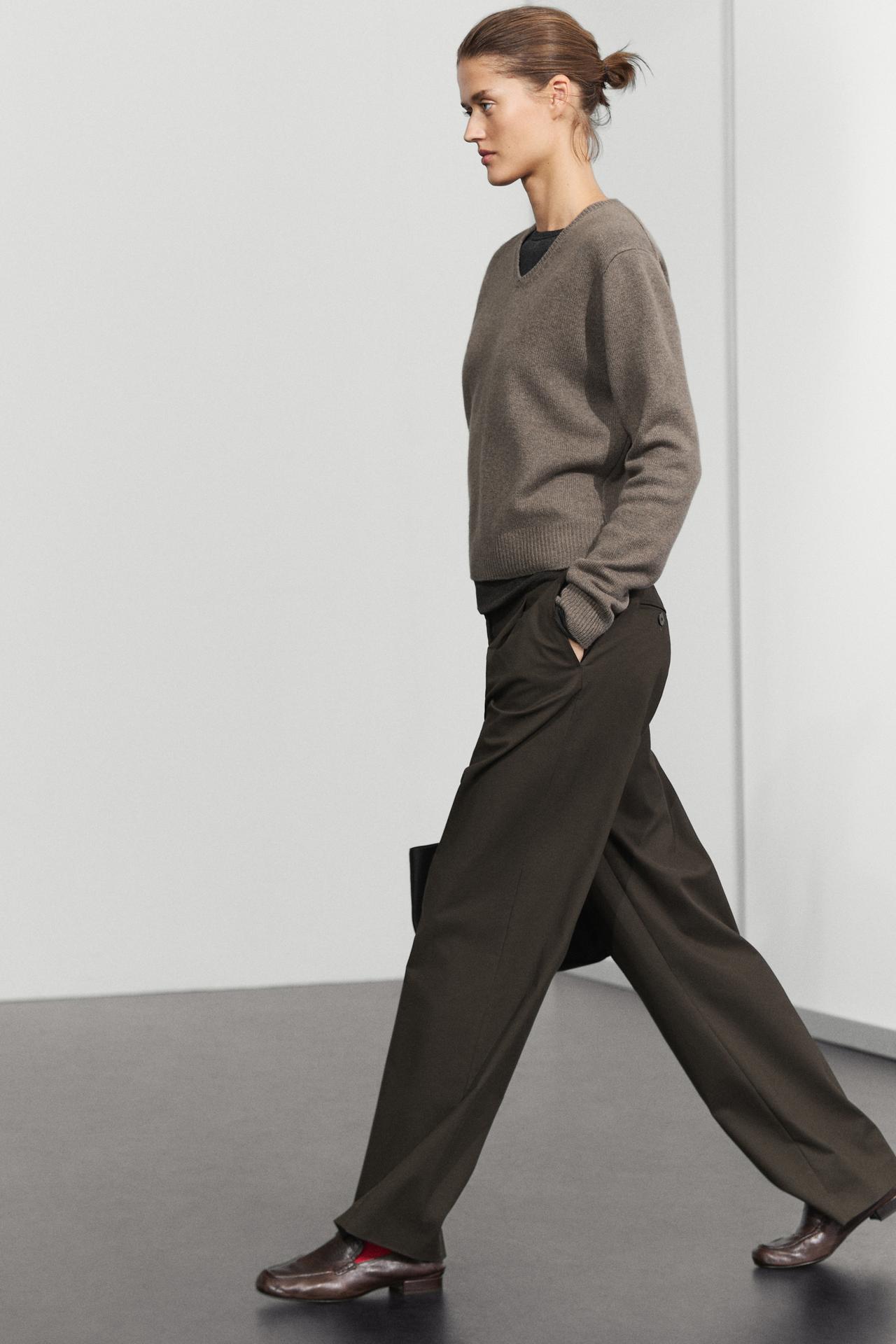 100% wool V-neck knit sweater — MOLE BROWN