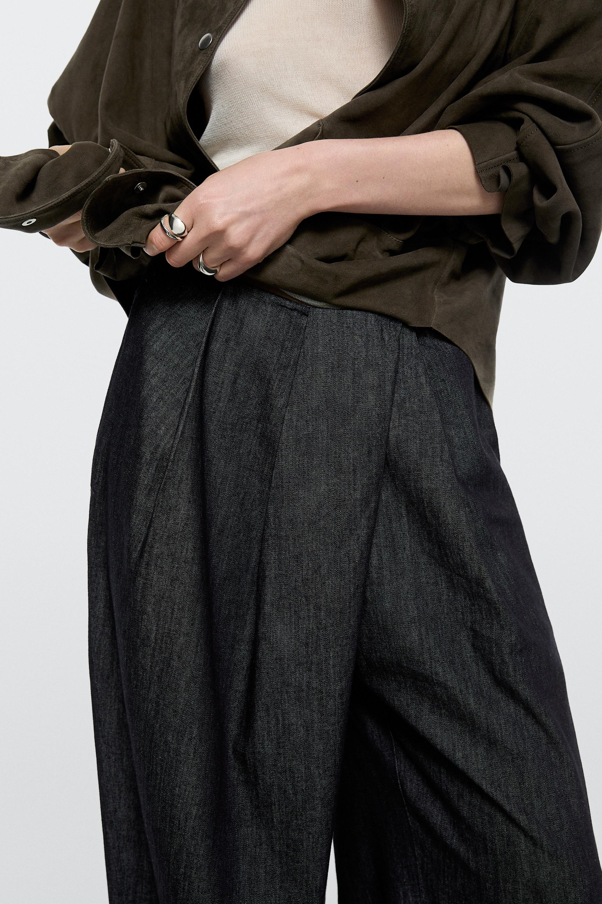High-waist pants with crossover detail — DARK BLUE