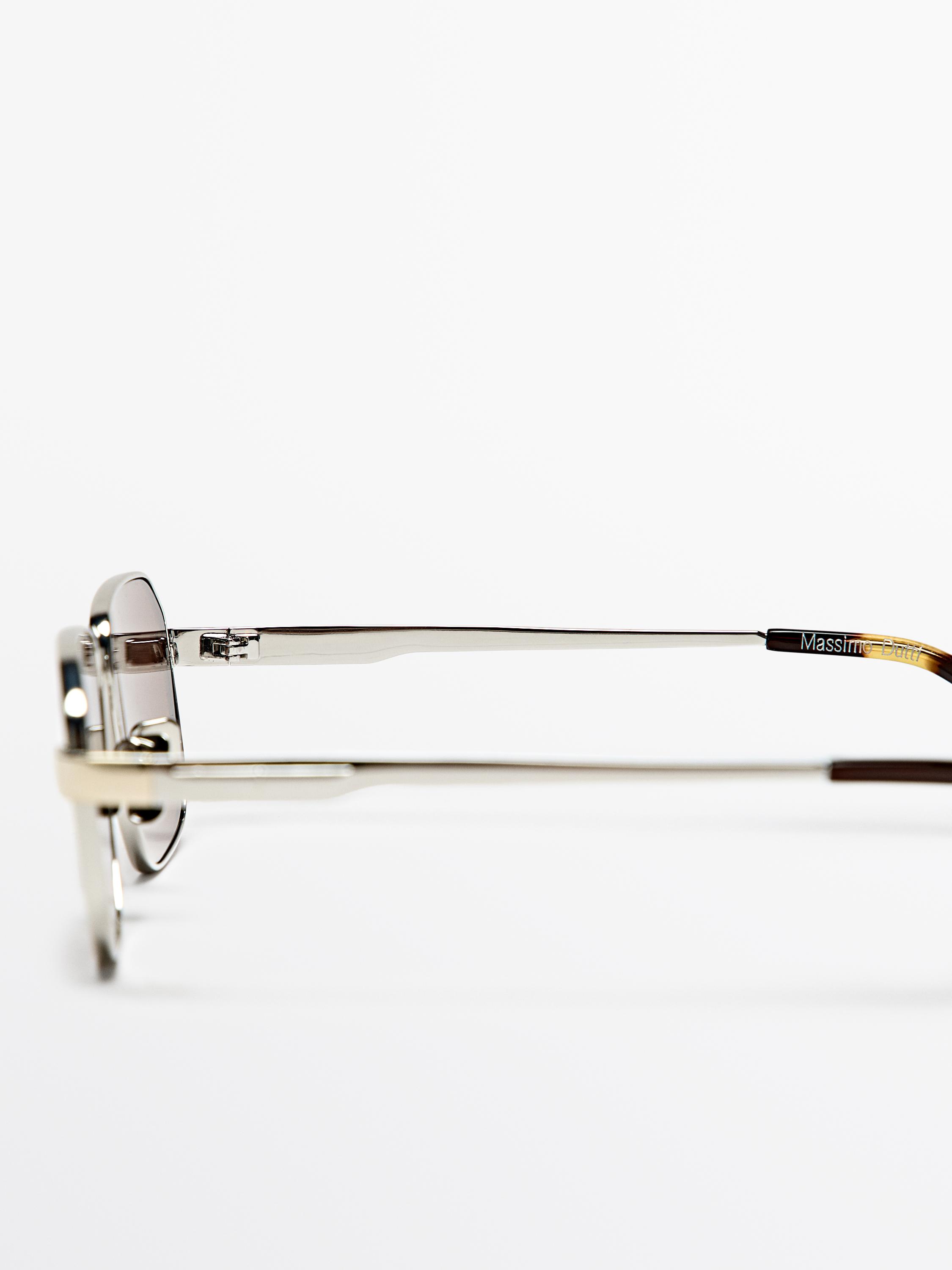 Sonnenbrille mit Metallgestell