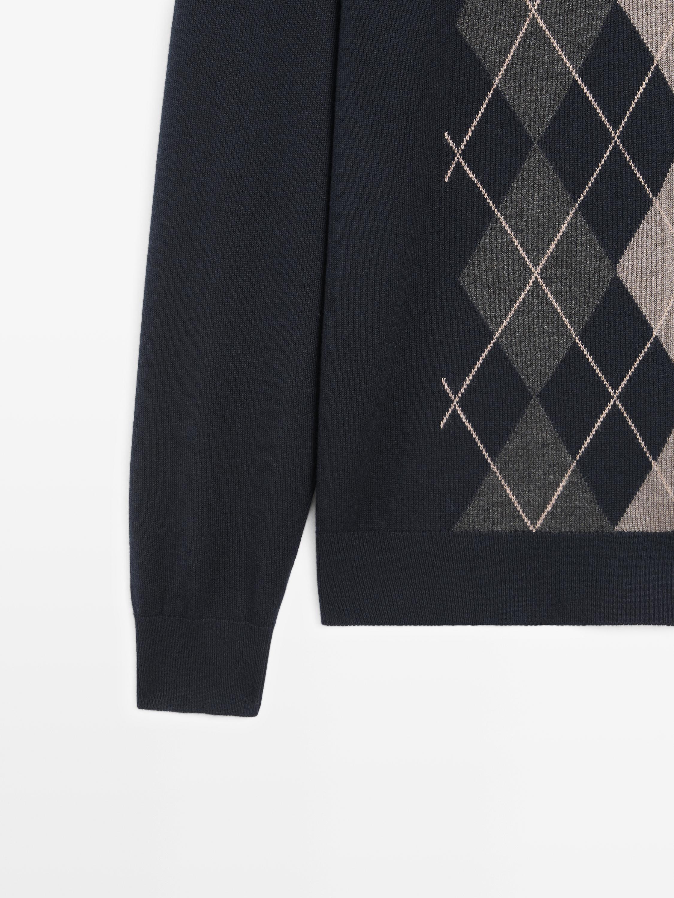 Knit sweater with argyle detailing — NAVY BLUE