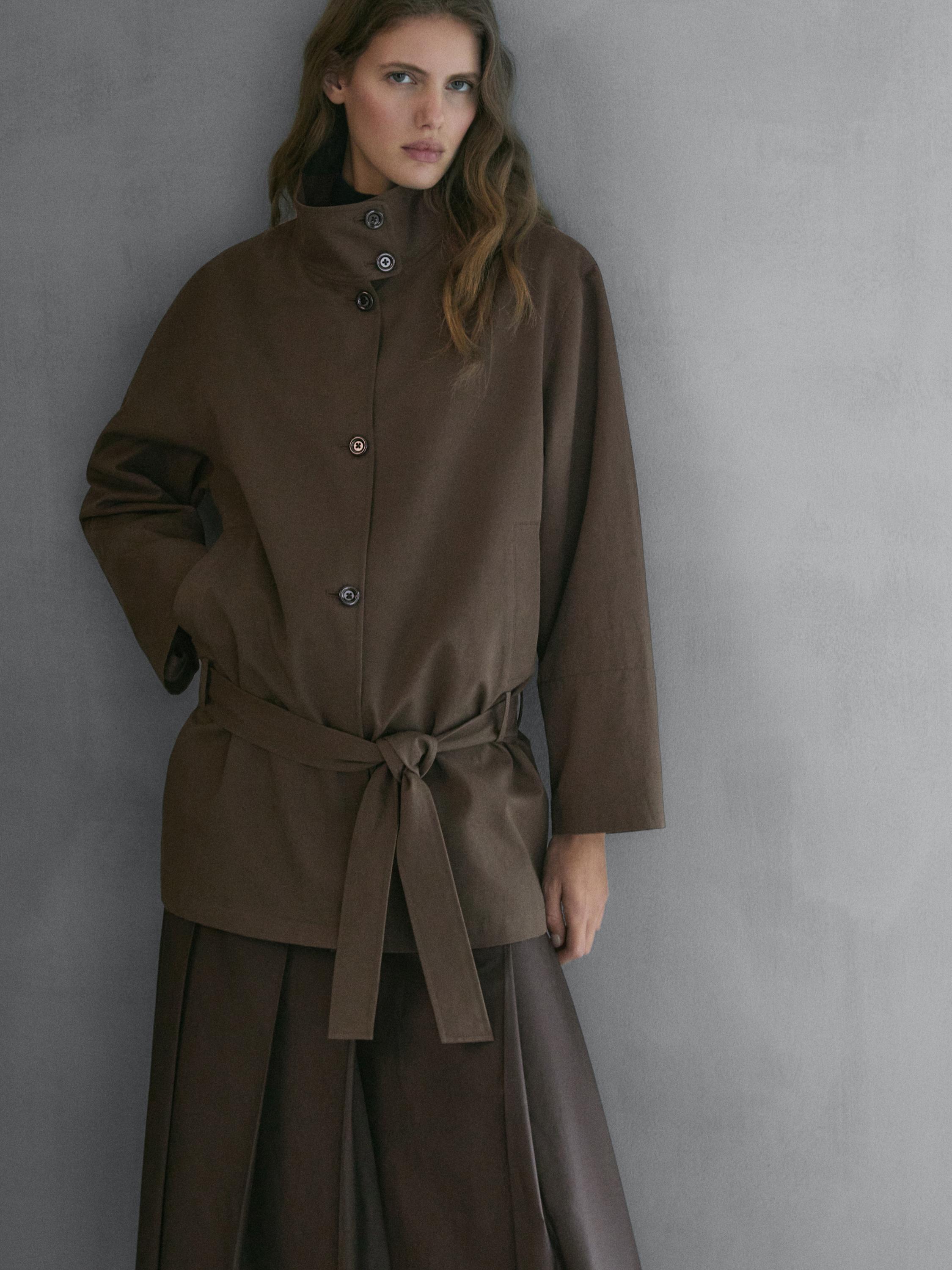 Mid-length trench coat with belt detail — Chocolate