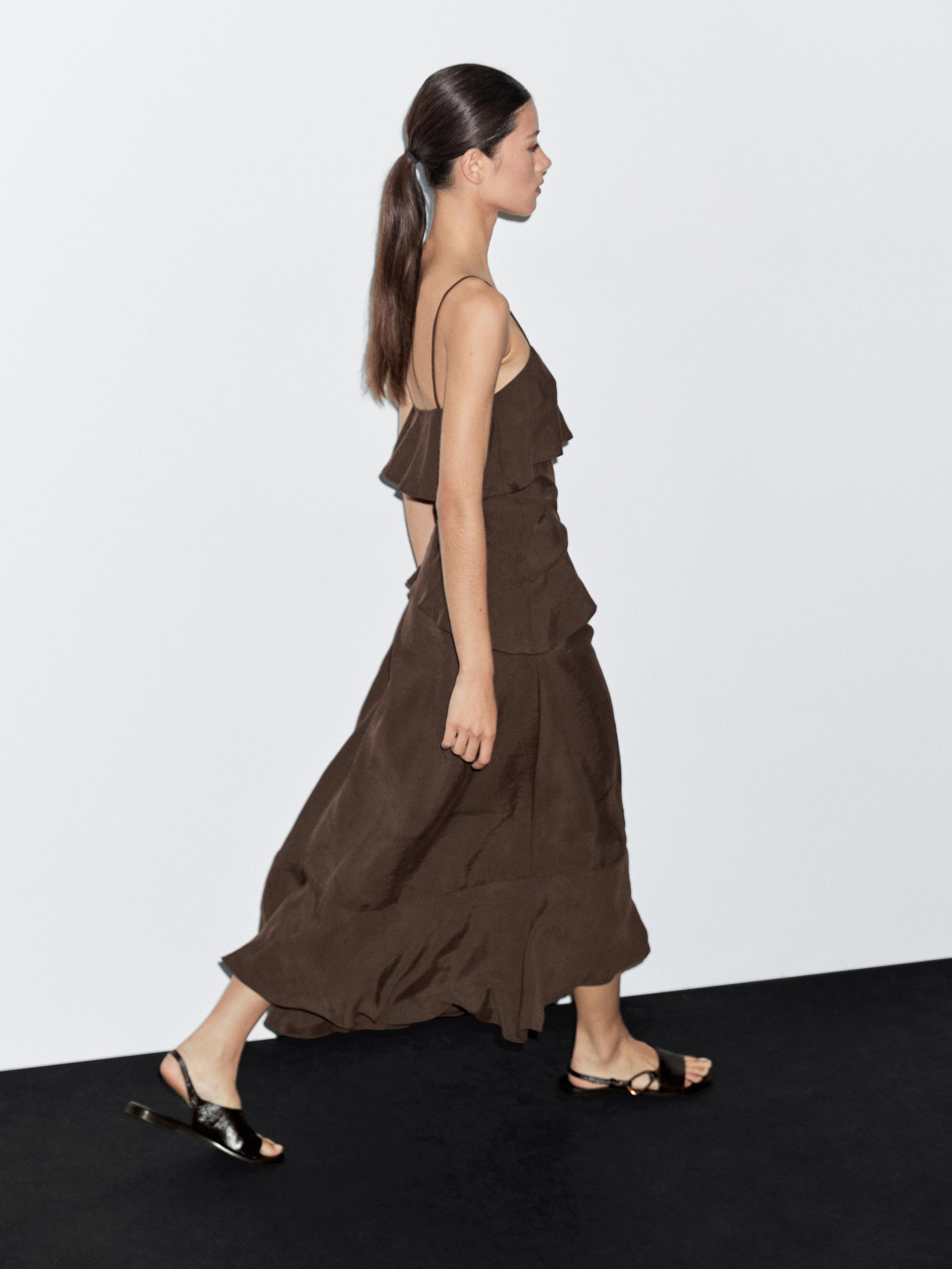 Vestido largo volantes