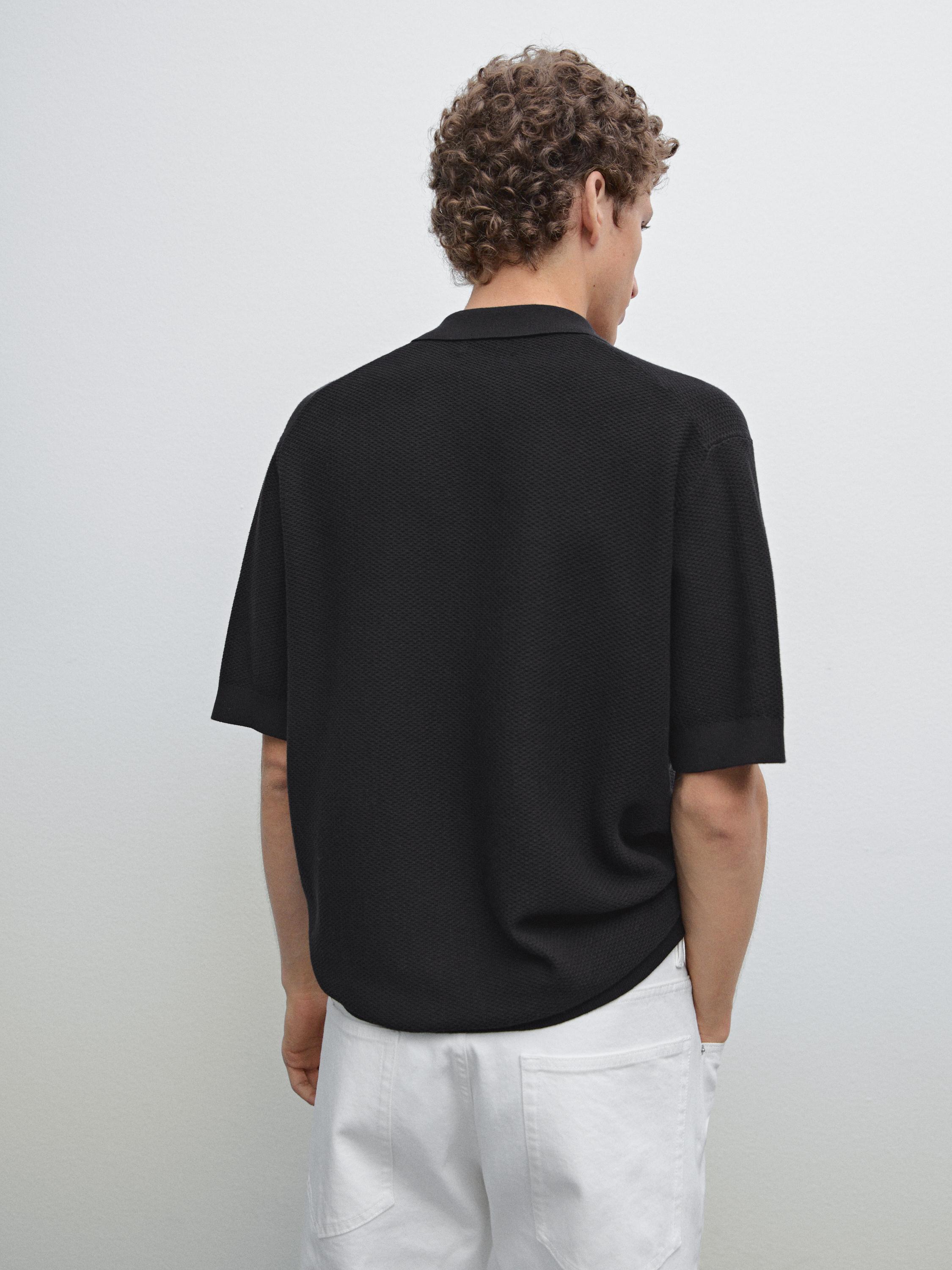 Textured knit short sleeve polo shirt