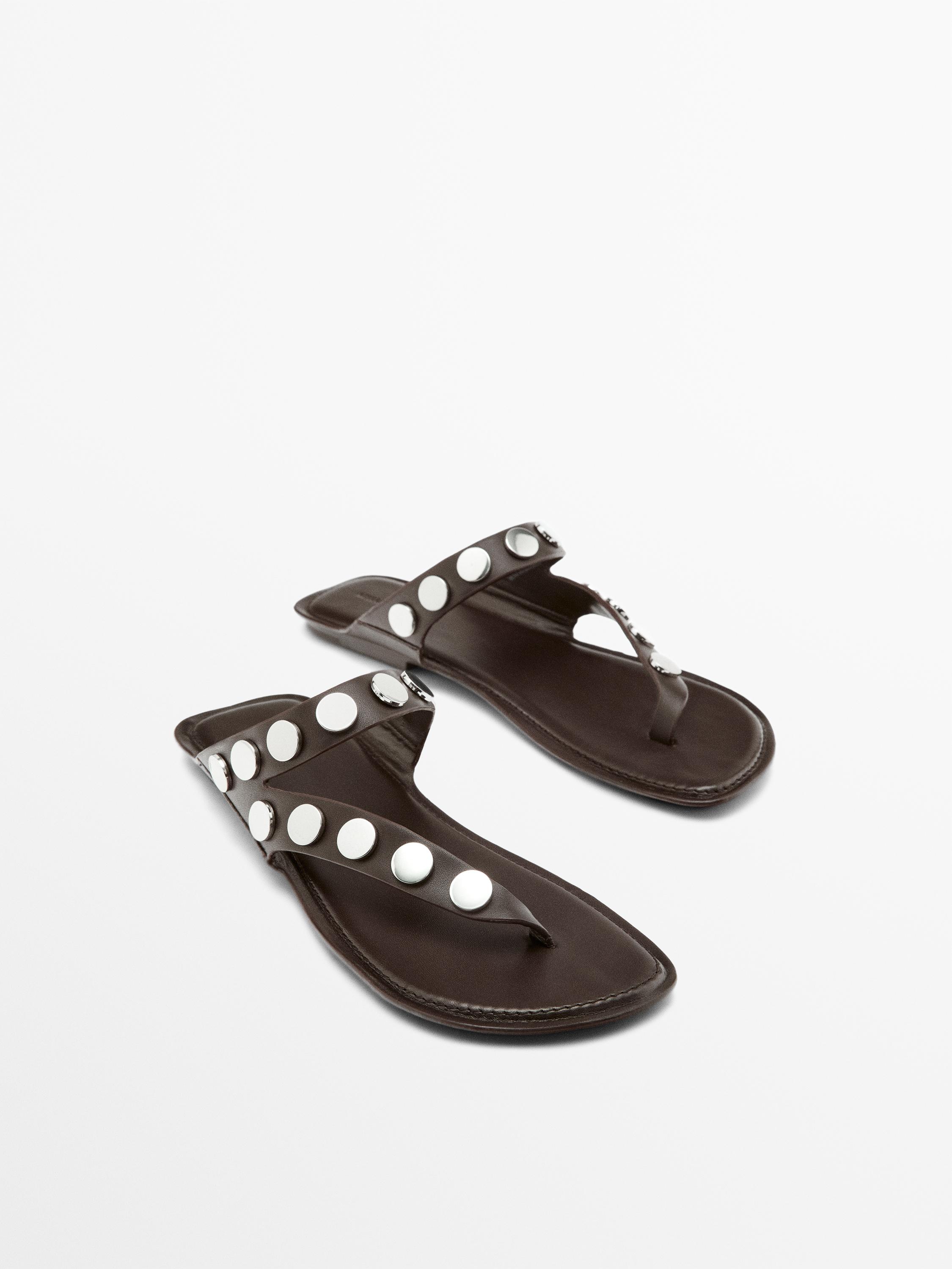 Leather sandals with studs — BROWN