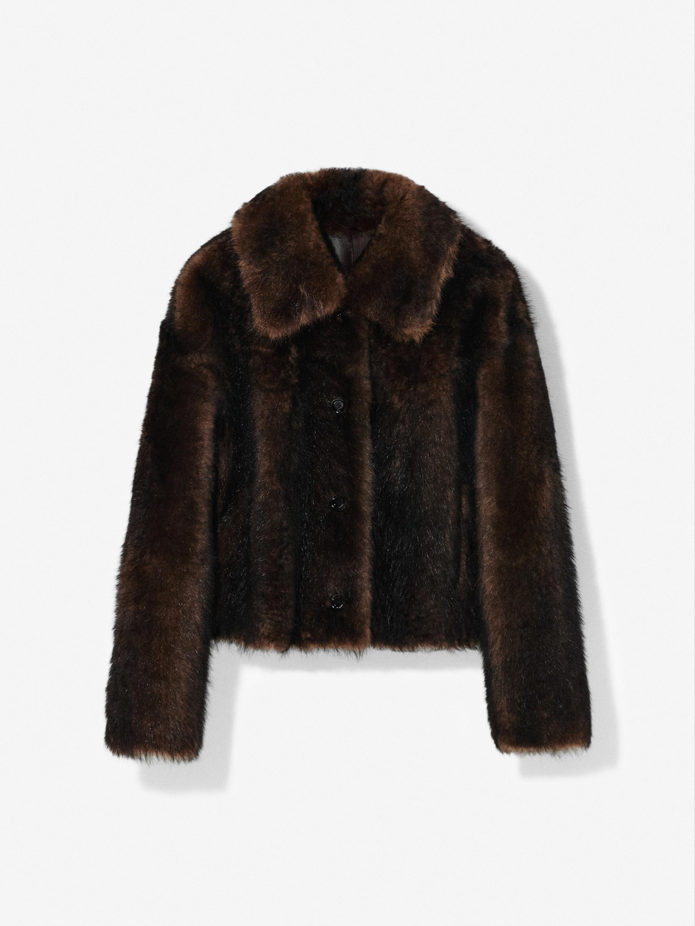 Short leather coat with fur — BROWN