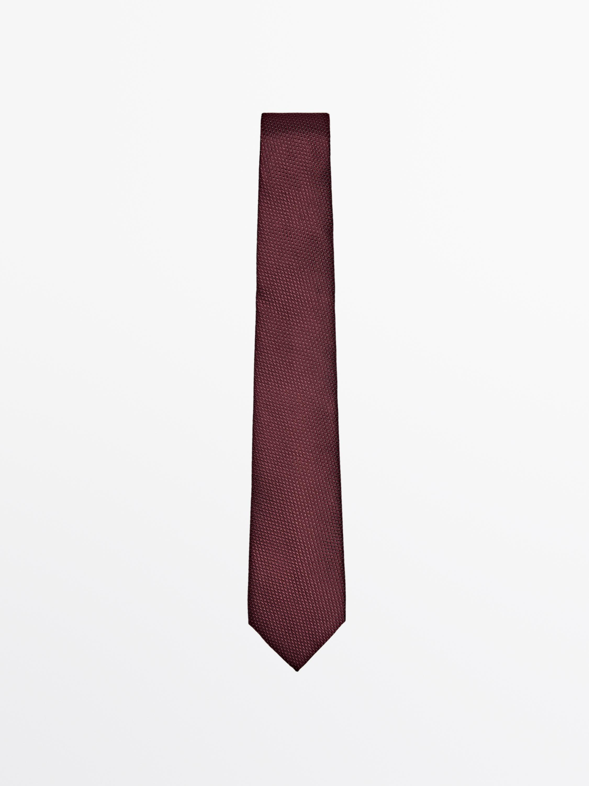 100% mulberry silk tie