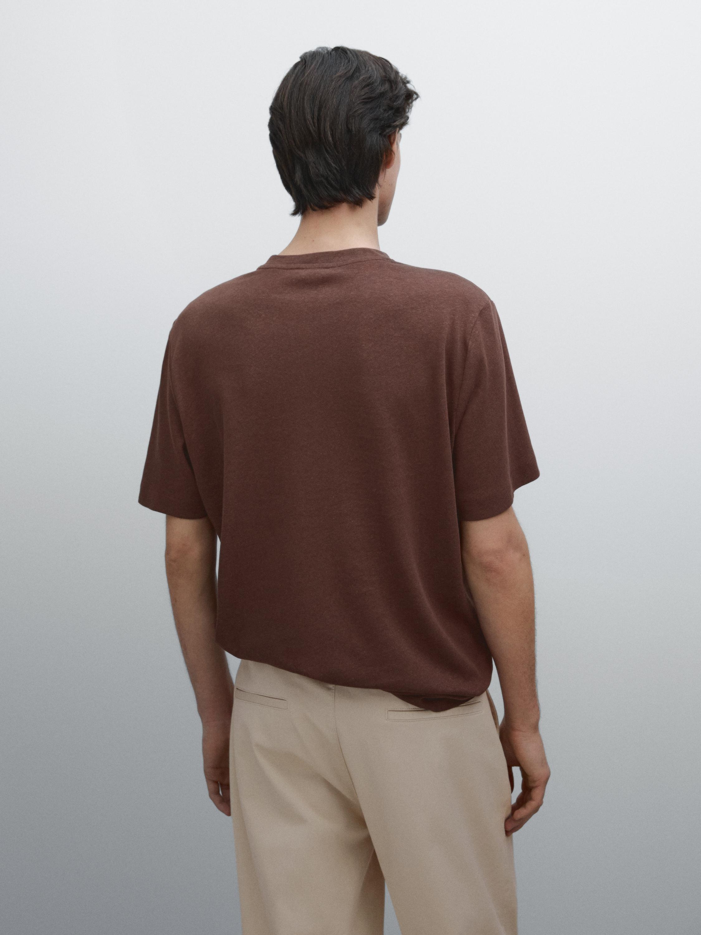 Short-sleeved T-shirt with linen
