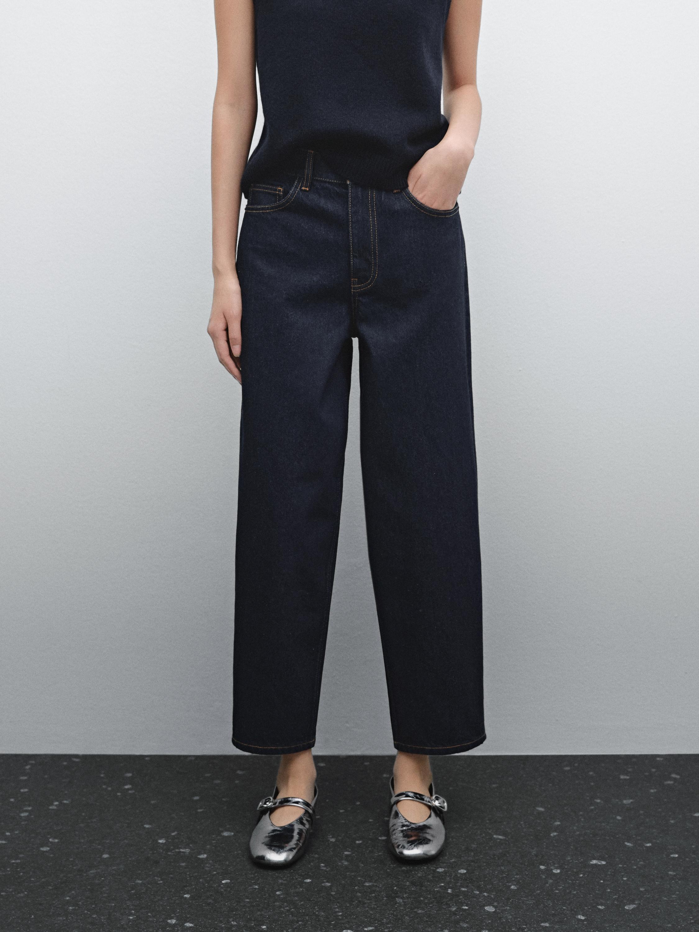 100% cotton barrel fit jeans