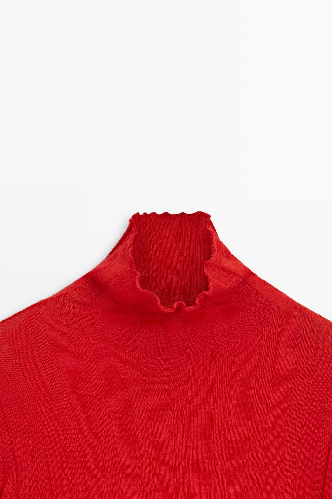 Ribbed high neck knit sweater — RED
