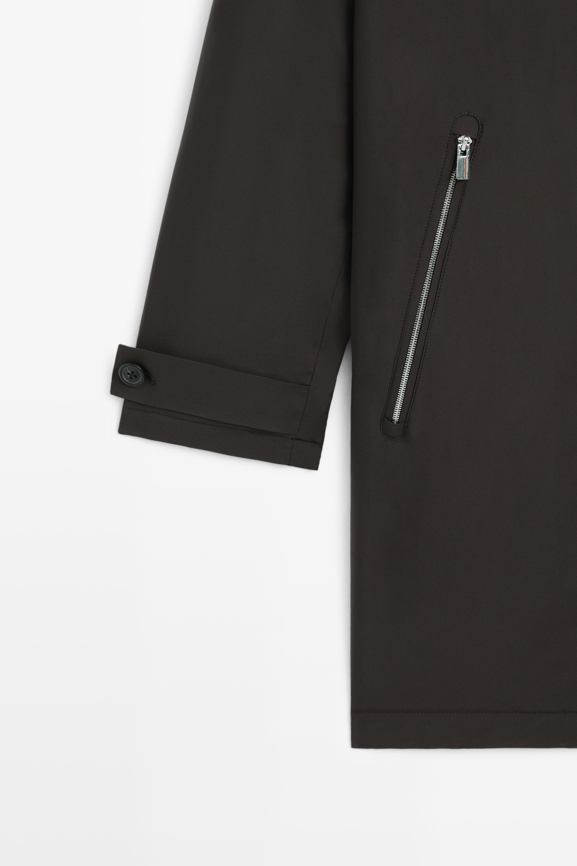 Massimo Dutti Uzun teknik parka görsel 3