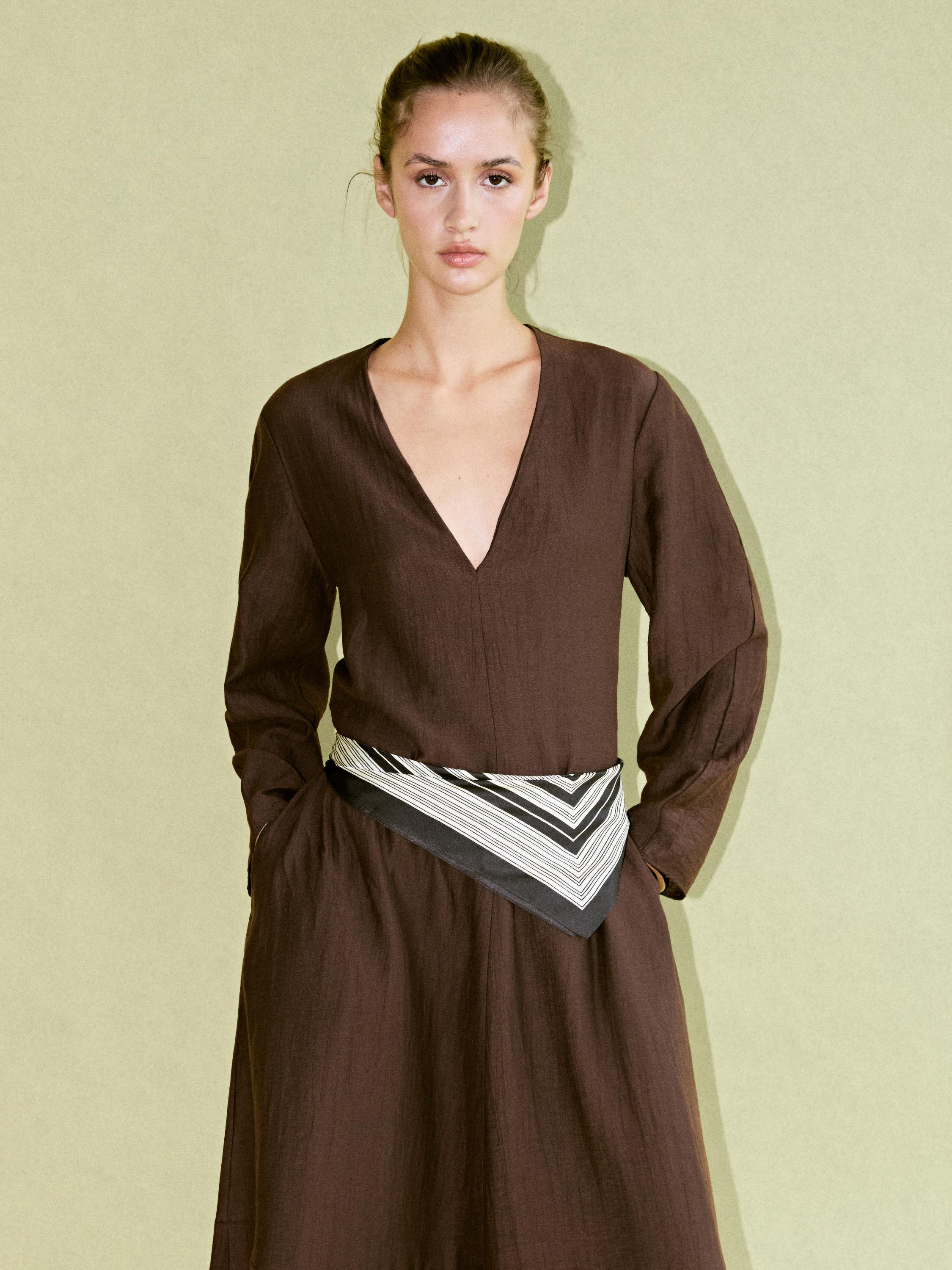Flowing linen blend midi dress with belt — BROWN