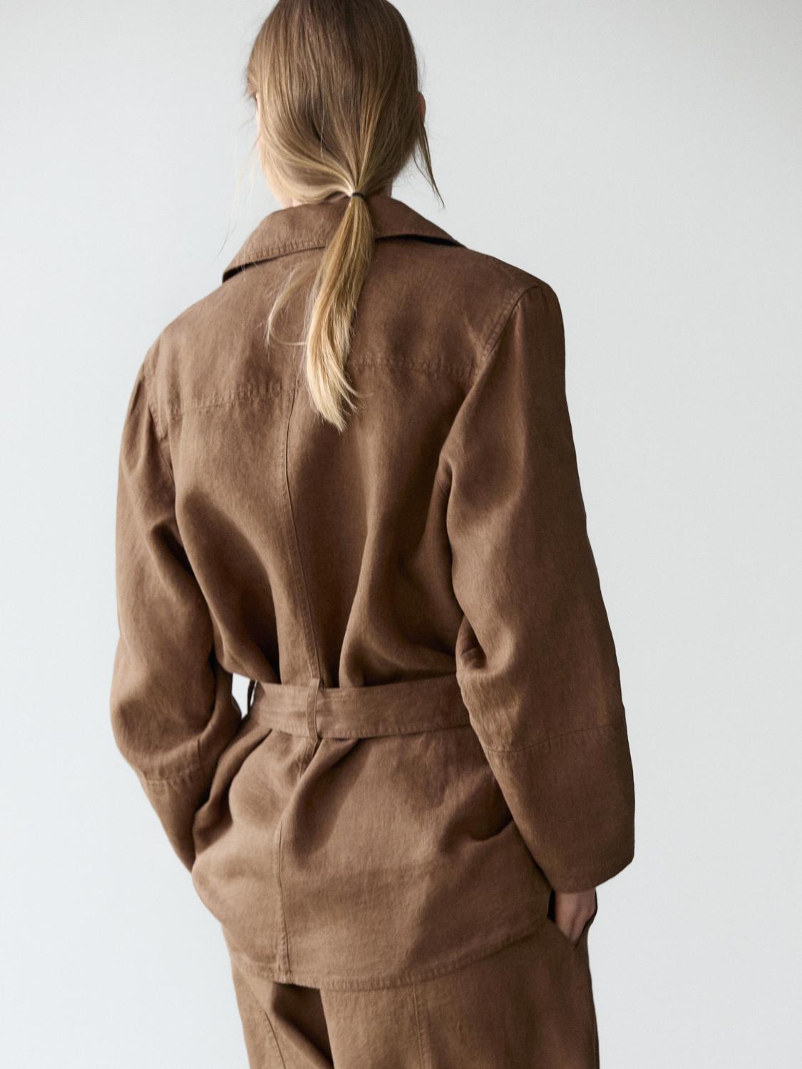 100% linen blazer with pockets and belt detail — BROWN
