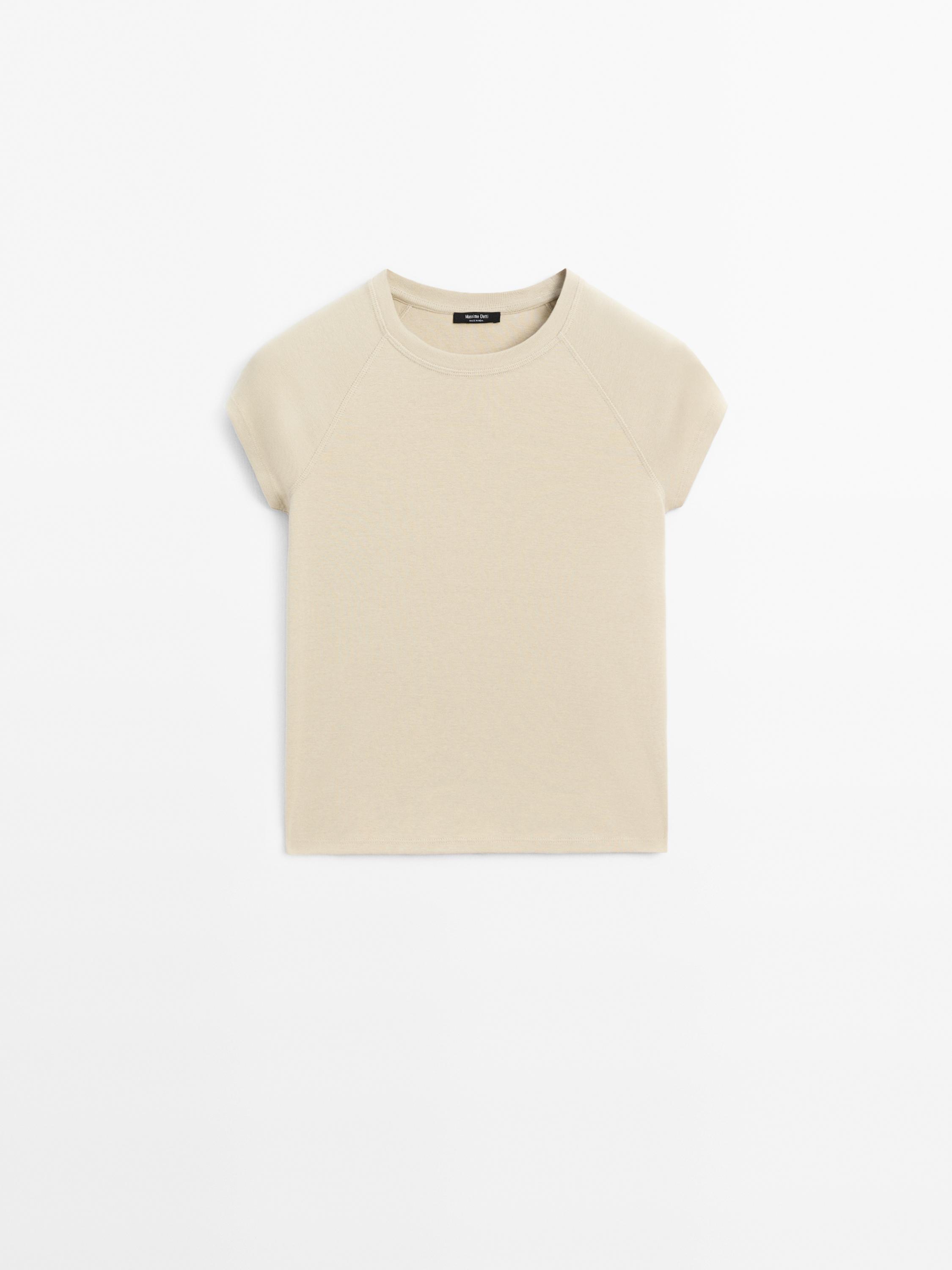 Cotton raglan sleeve t-shirt