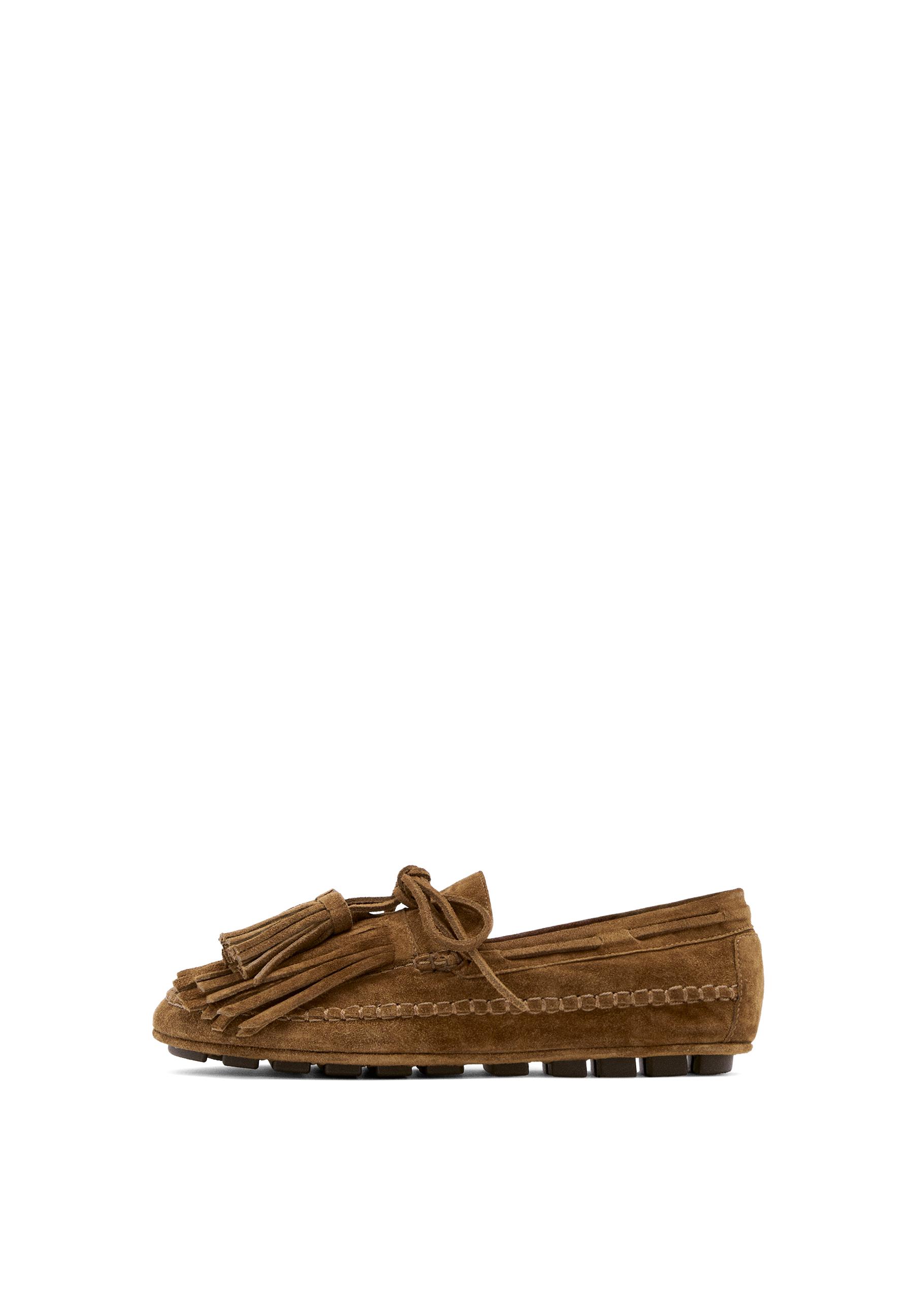 Split suede loafers with fringing and tassels — TAN