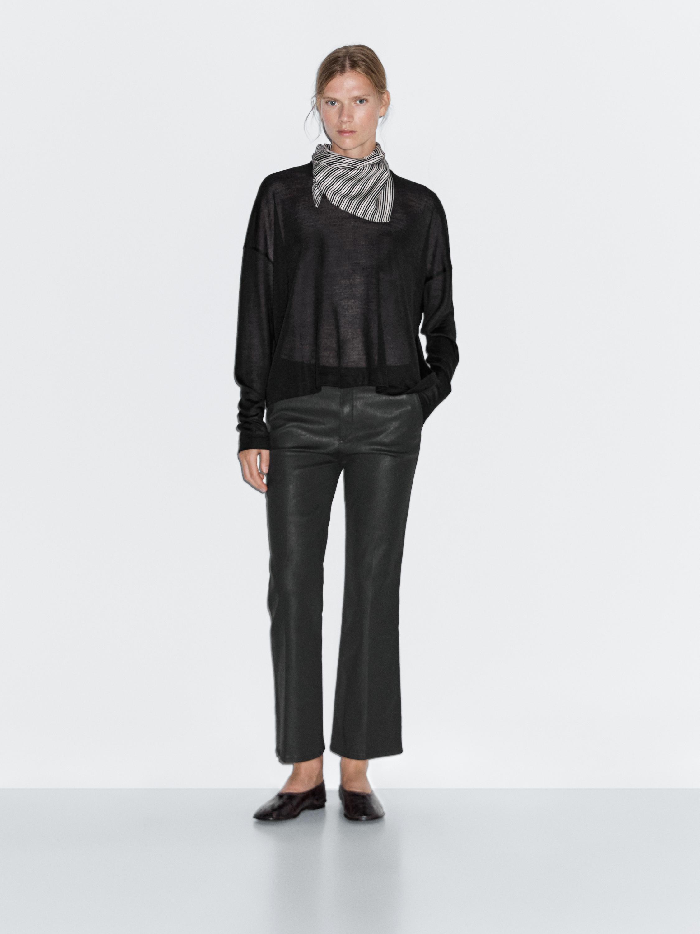 Flared cropped trousers