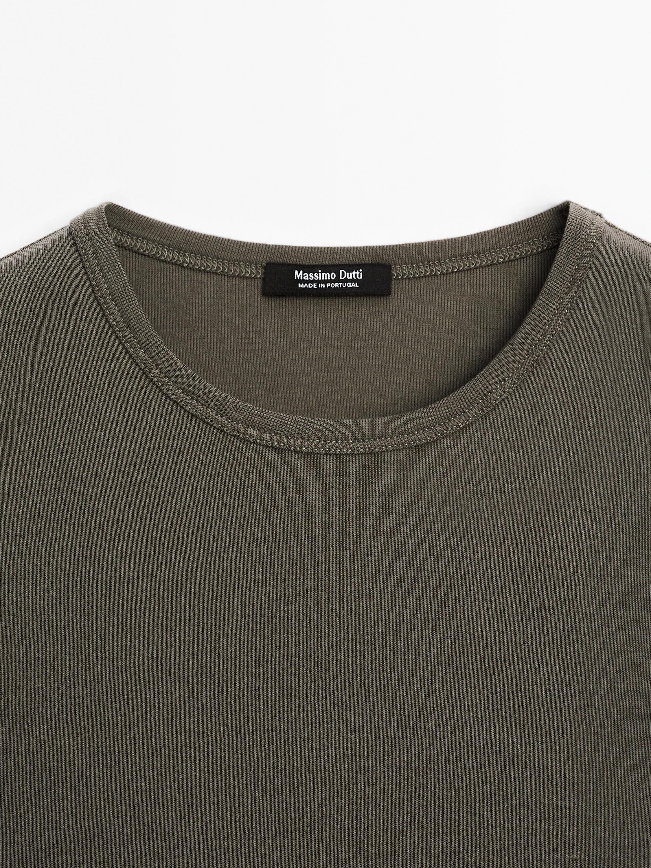 Cropped T-shirt with eyelets