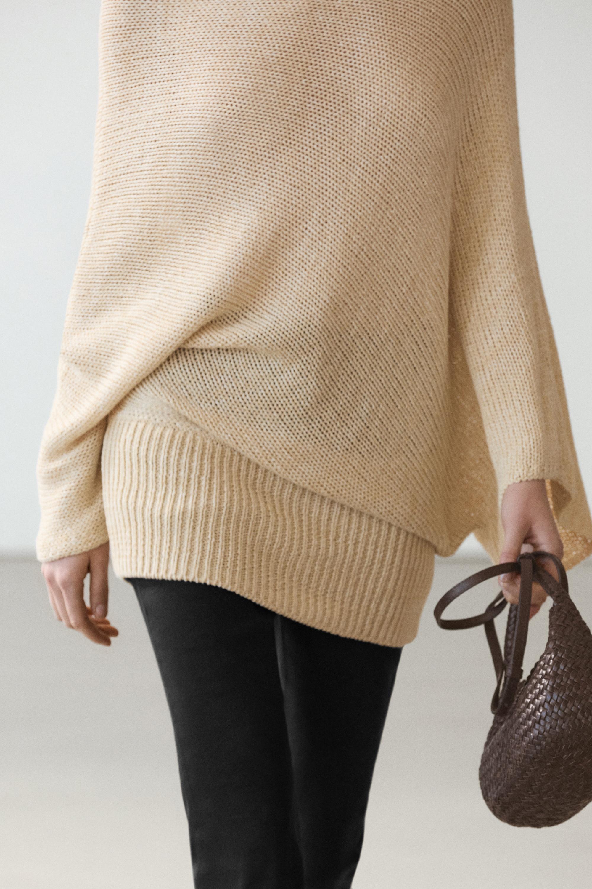 Oversize asymmetric cotton and linen sweater — Vanilla