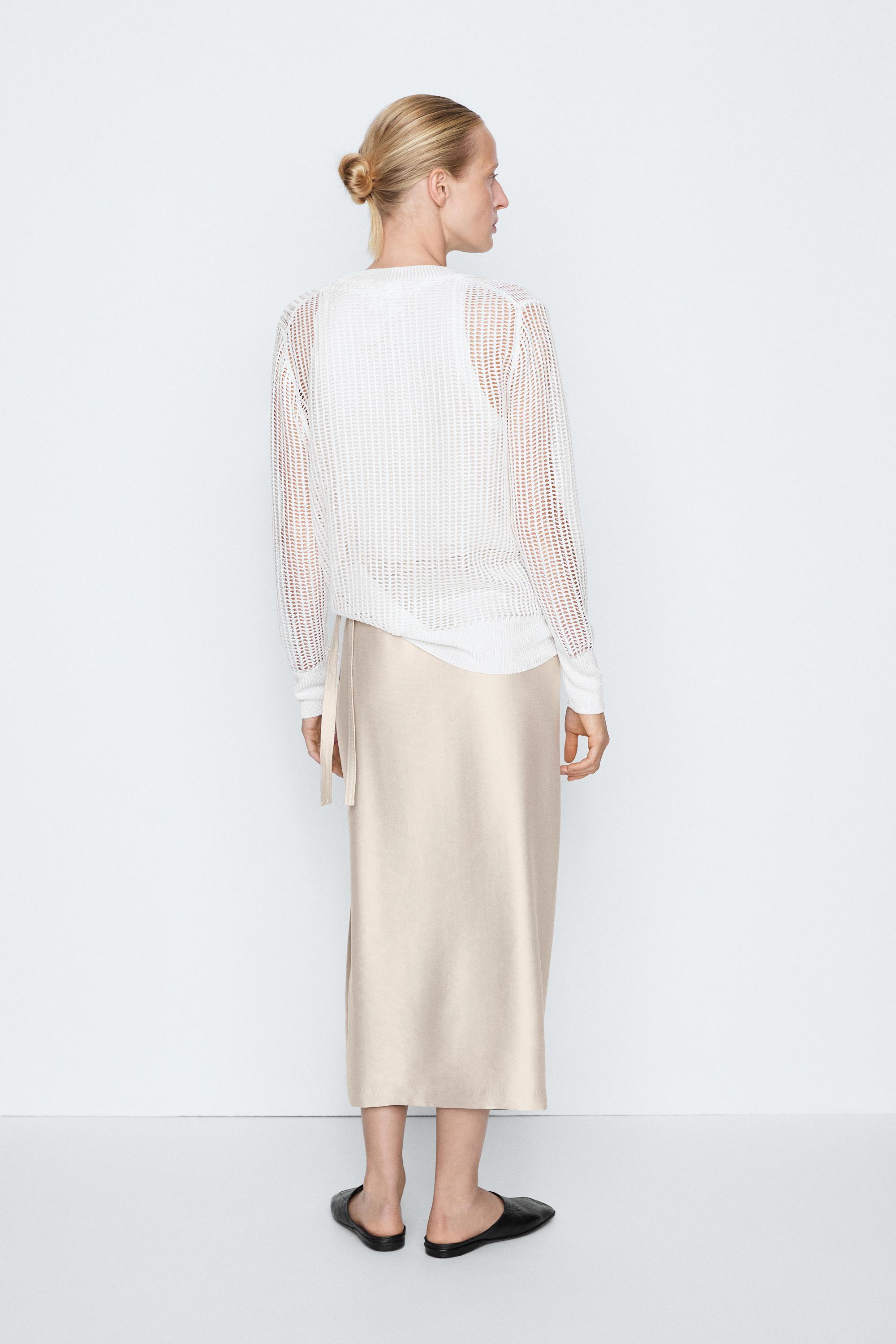 V-neck cutwork sweater - STUDIO — WHITE