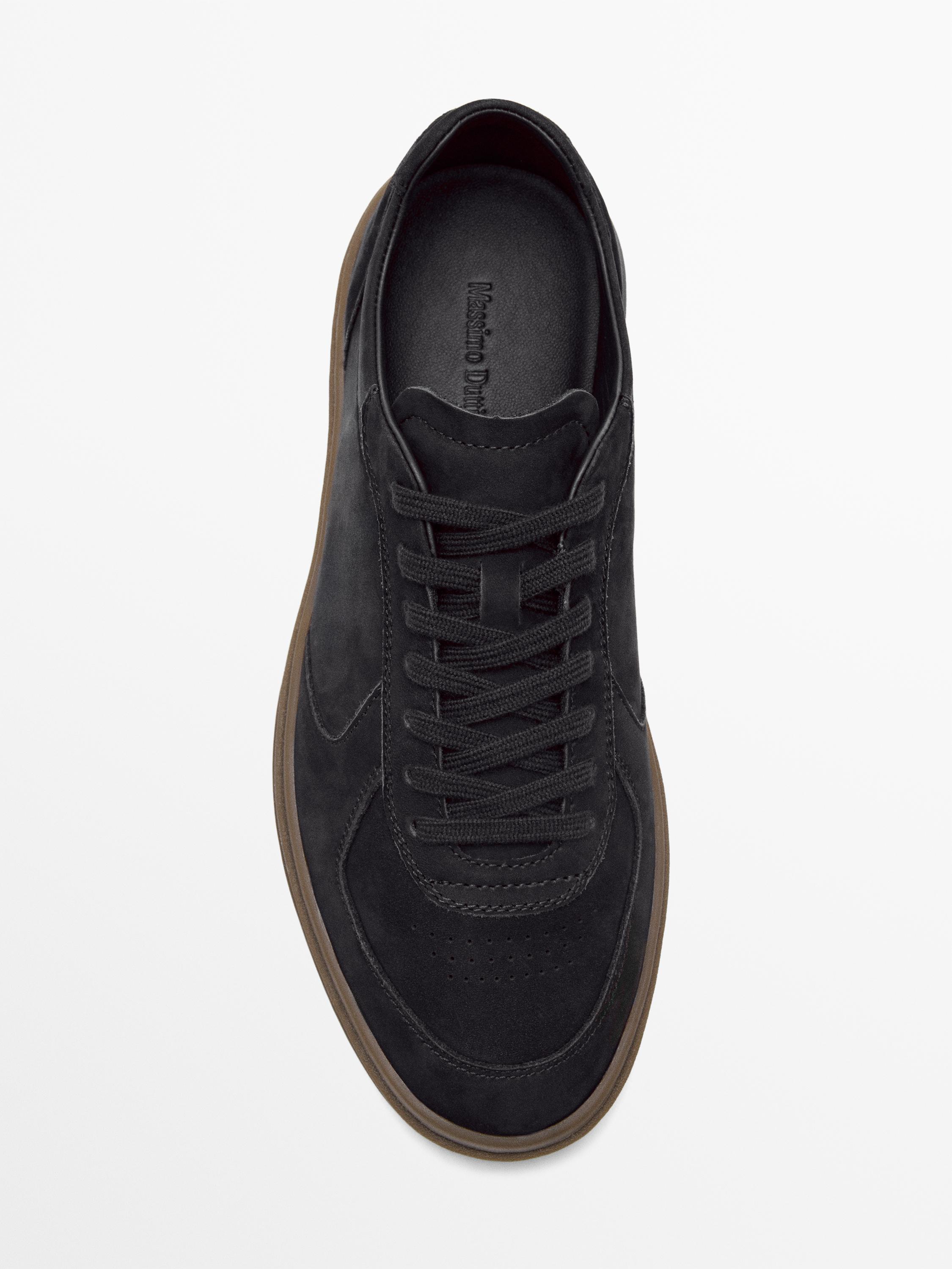 Nubuck trainers with contrast sole — Dark blue