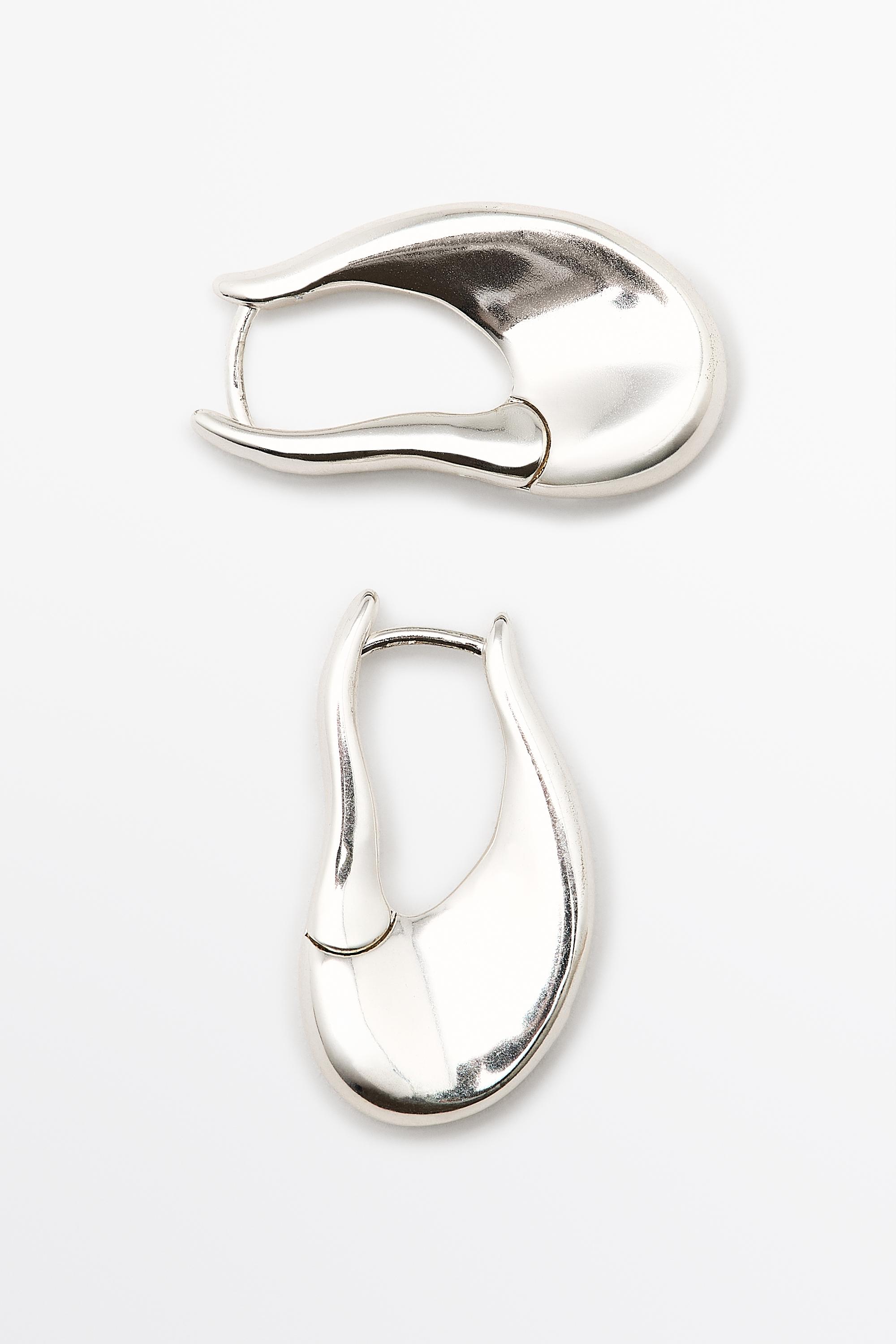 Fluid lines hoop earrings — SILVER