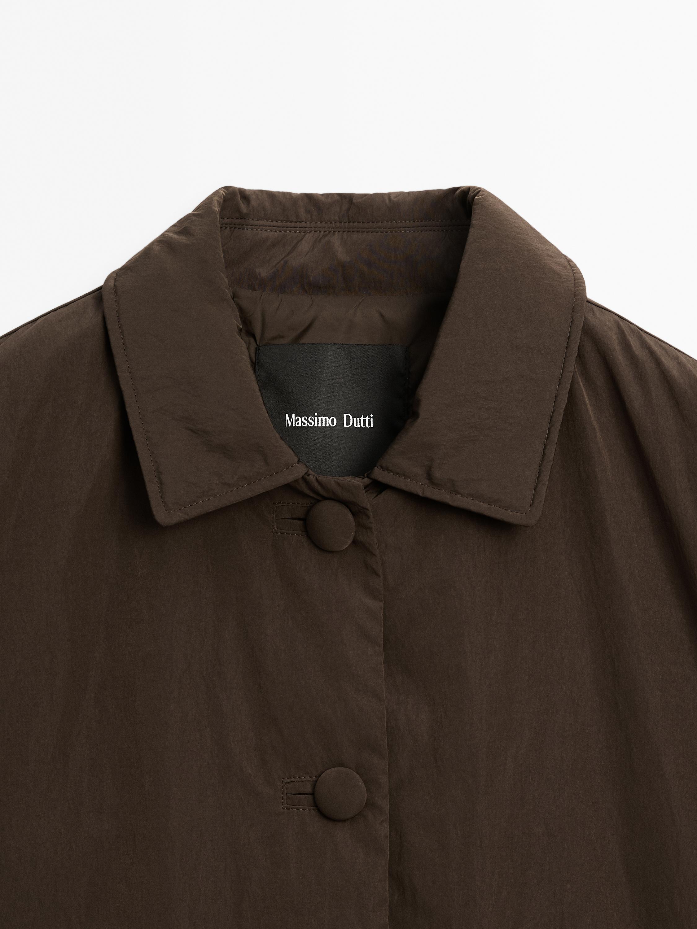 Chaqueta corta acolchada botones forrados