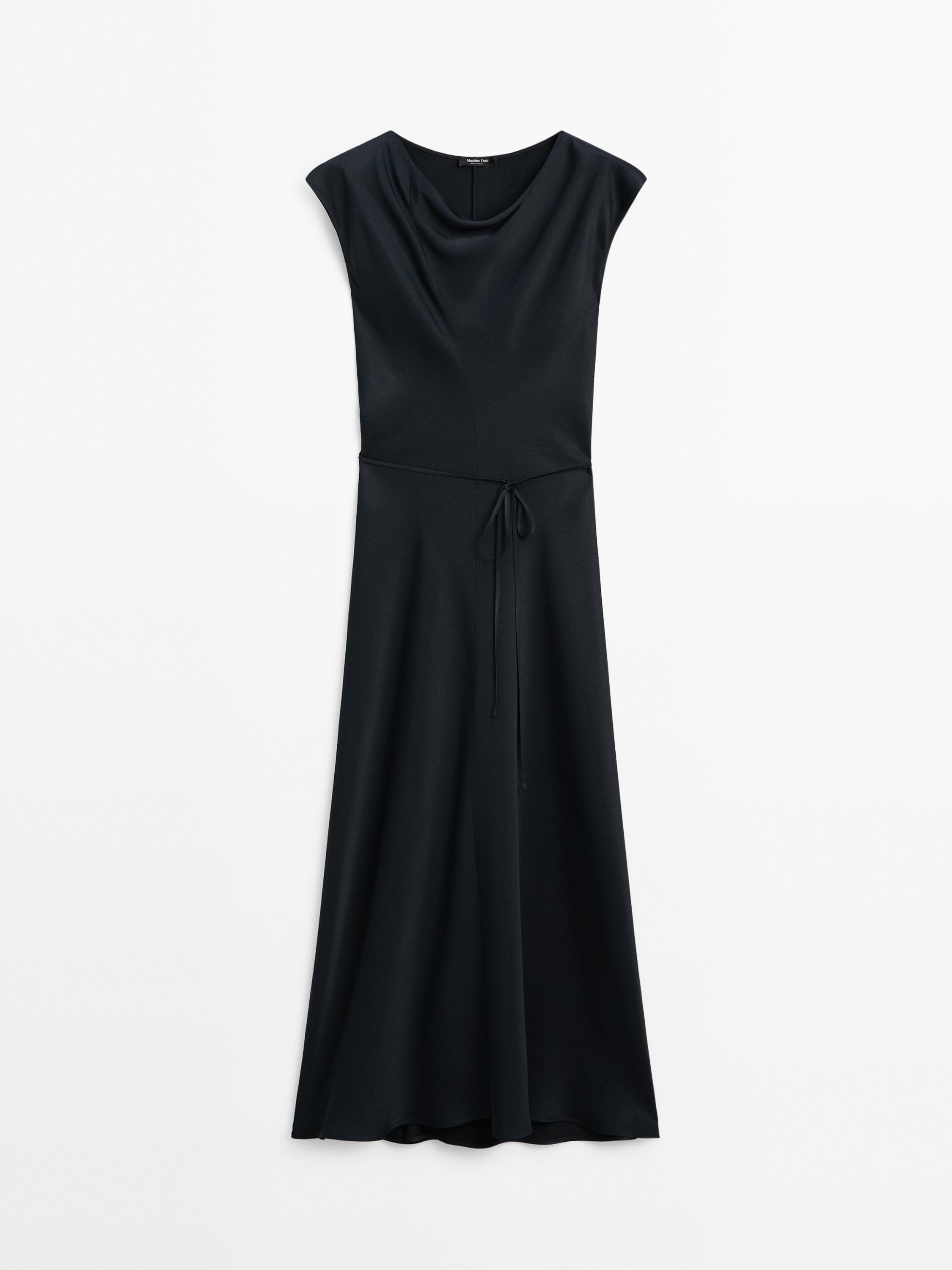 Robe midi fluide satinée