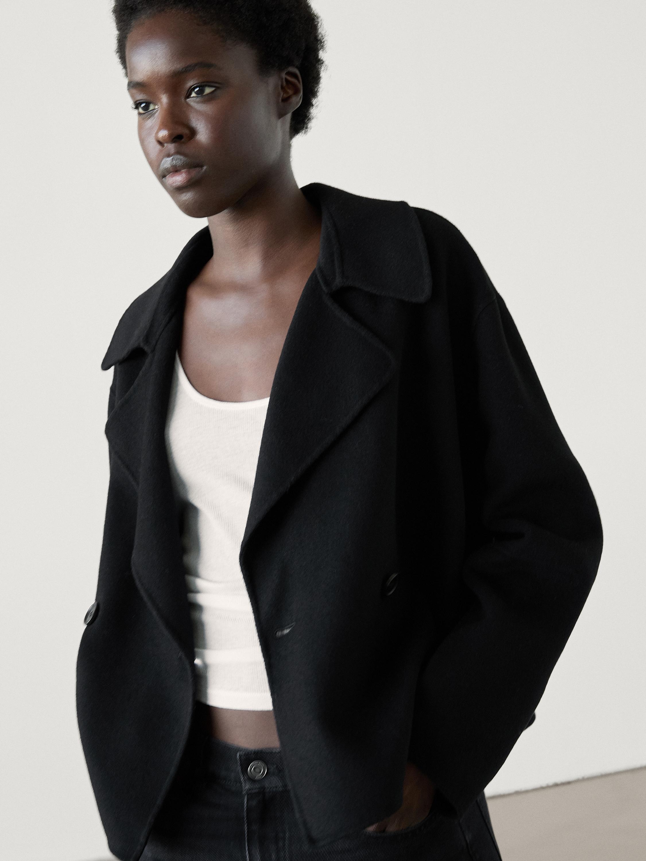 Loose fitting wool blend cropped trench coat Black Coats And Jackets Massimo Dutti